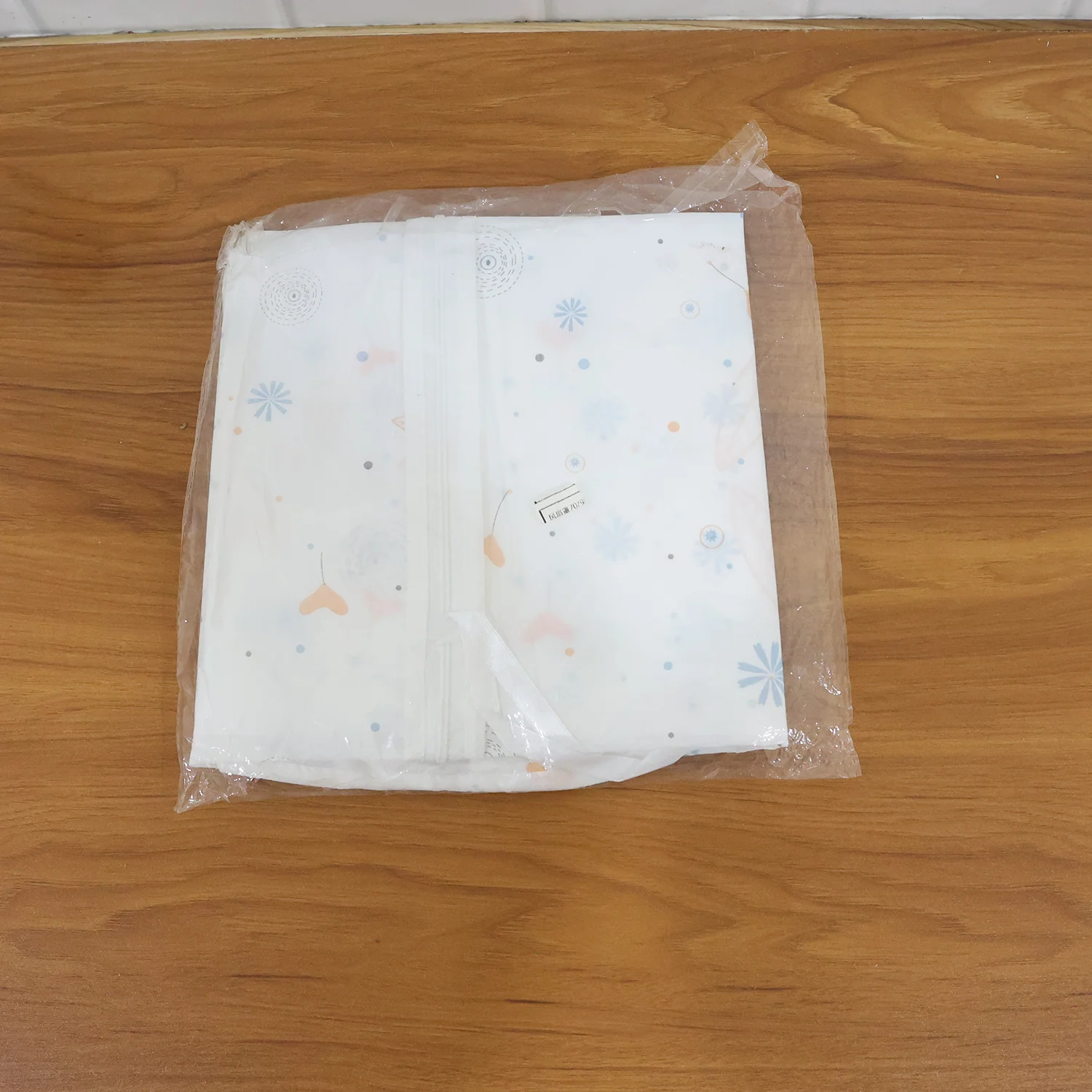 Multipurpose Non-Woven Garment Storage Cover - Image 9
