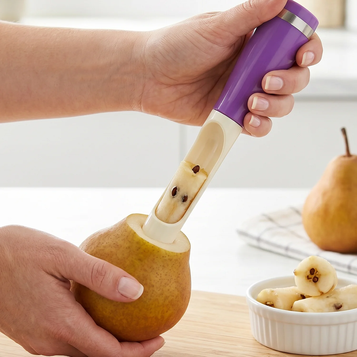 Multipurpose Premium Apple Cutter – 1 Pc, Fruit Slicer, Peeler and Corer Tool - Image 3