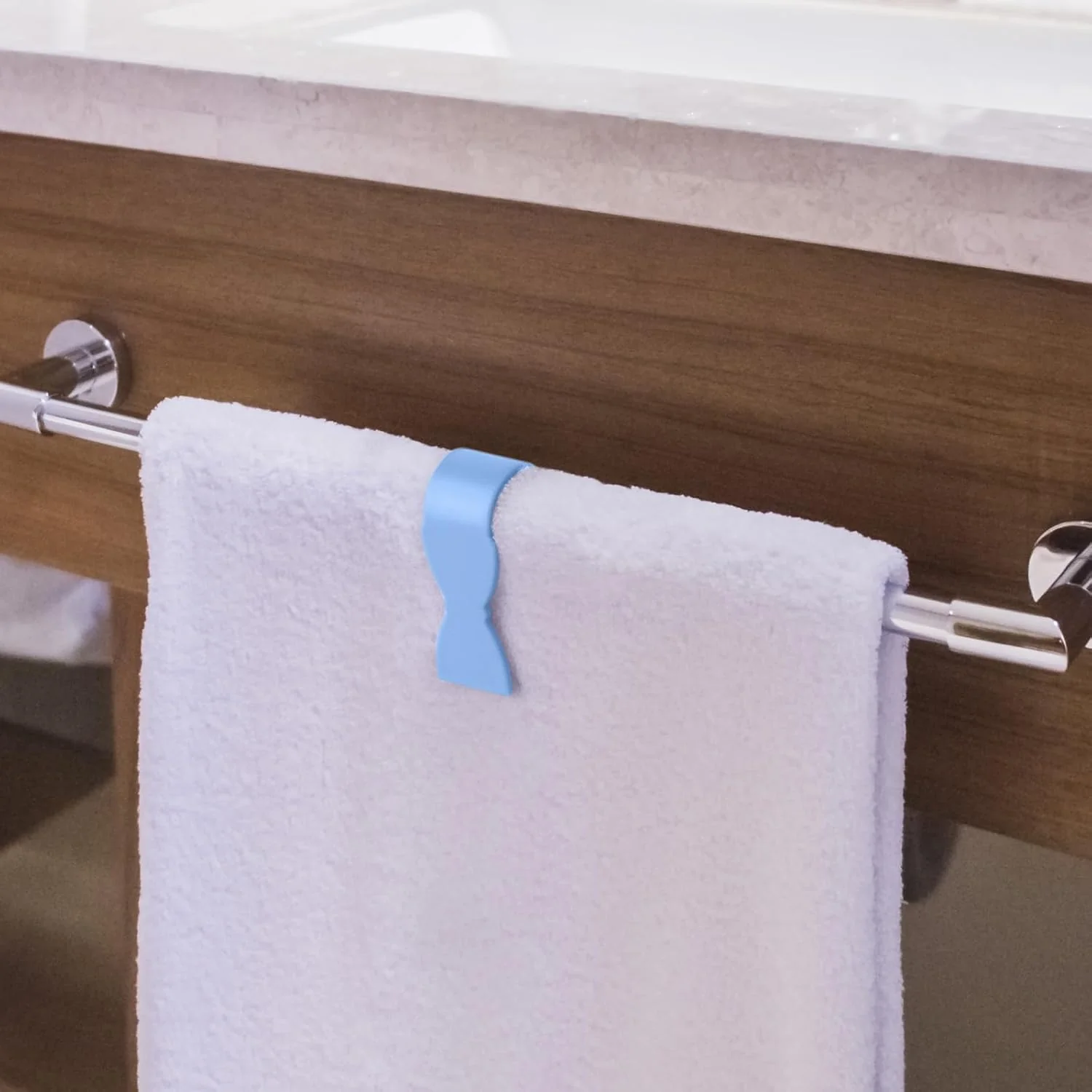 Multipurpose Towel Holder Clips Set (6 Pc Set) - Image 5