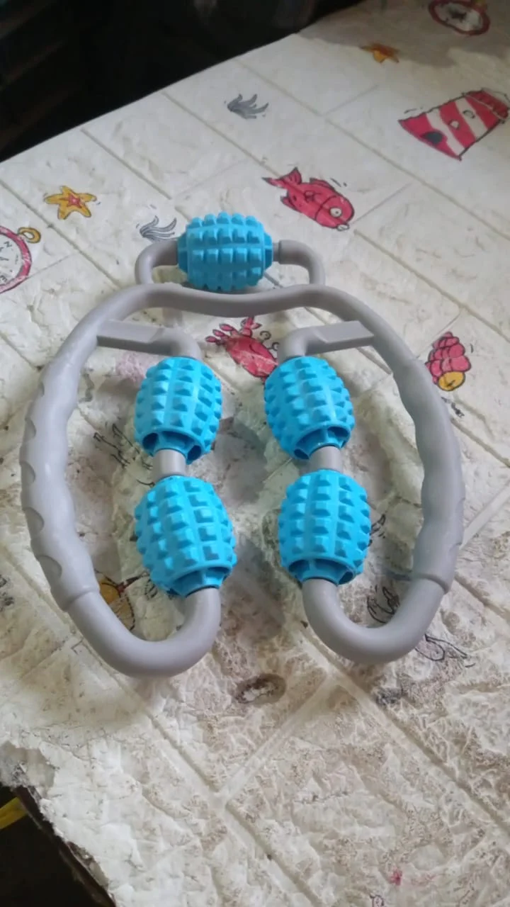 Muscle Massage Roller for Leg Soreness & Relaxation (5 Wheels, 1 Pc) - Image 11