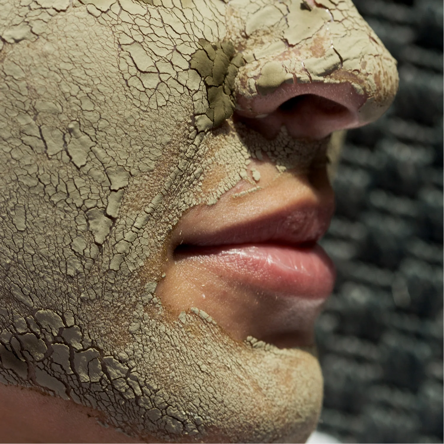Natural Multani Mitti (Fuller’s Earth) Face & Body Care Powder (10 to 12 Gm / 1 Pkt) - Image 6