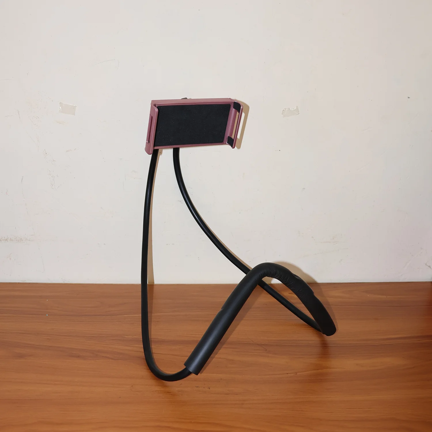 Neck Phone Holder & Desktop Lazy Stand - (1 Pc) - Image 7