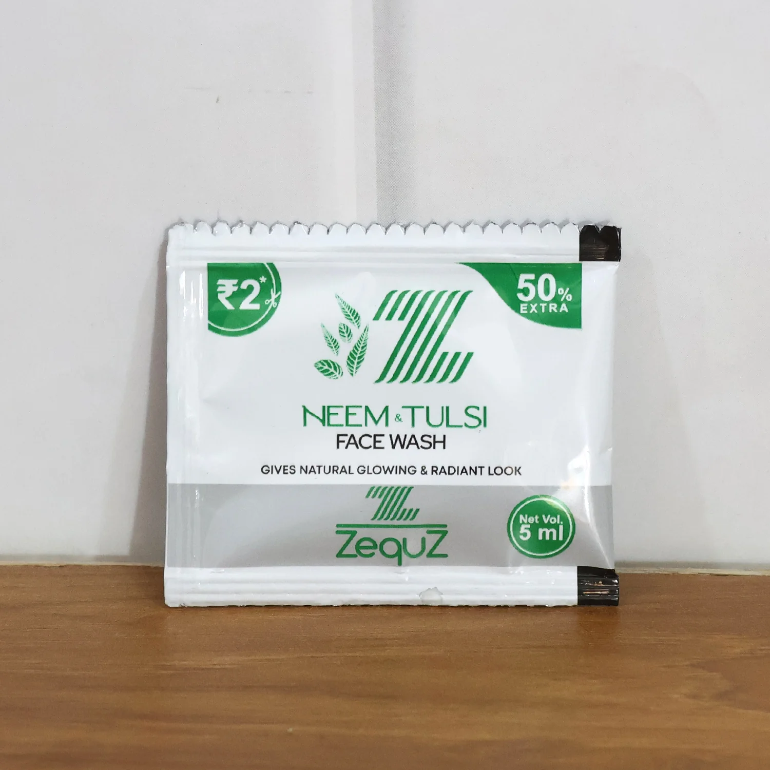 Zequz Neem & Tulsi Herbal Face Wash Sachet (5 ML / 1 Pc) - Image 7