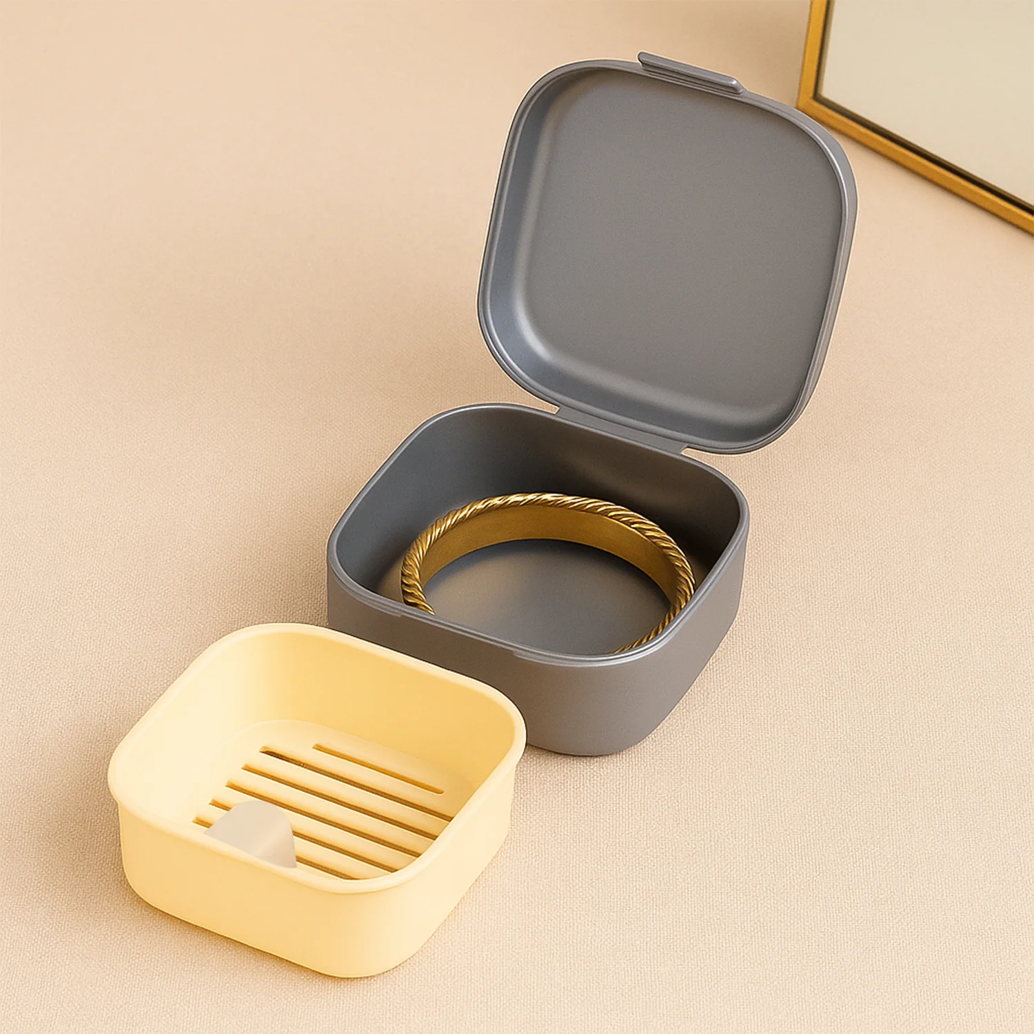 Oblivion Teeth Storage Box with Lid and Inner Tray, DENTURE CASE (1 Pc) - Image 8