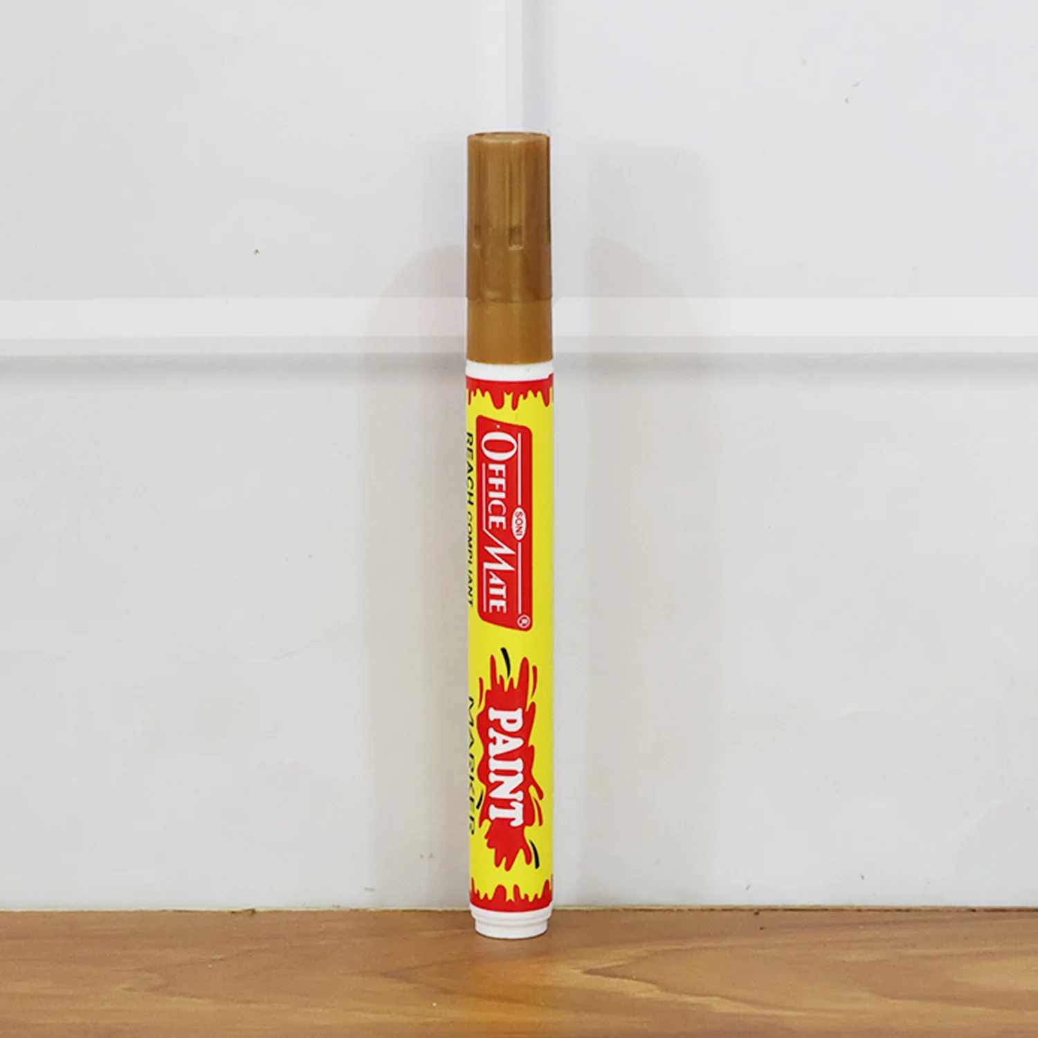 Officemate Permanent Paint Marker – Golden Quick-Dry Water-Resistant Ink - Image 7