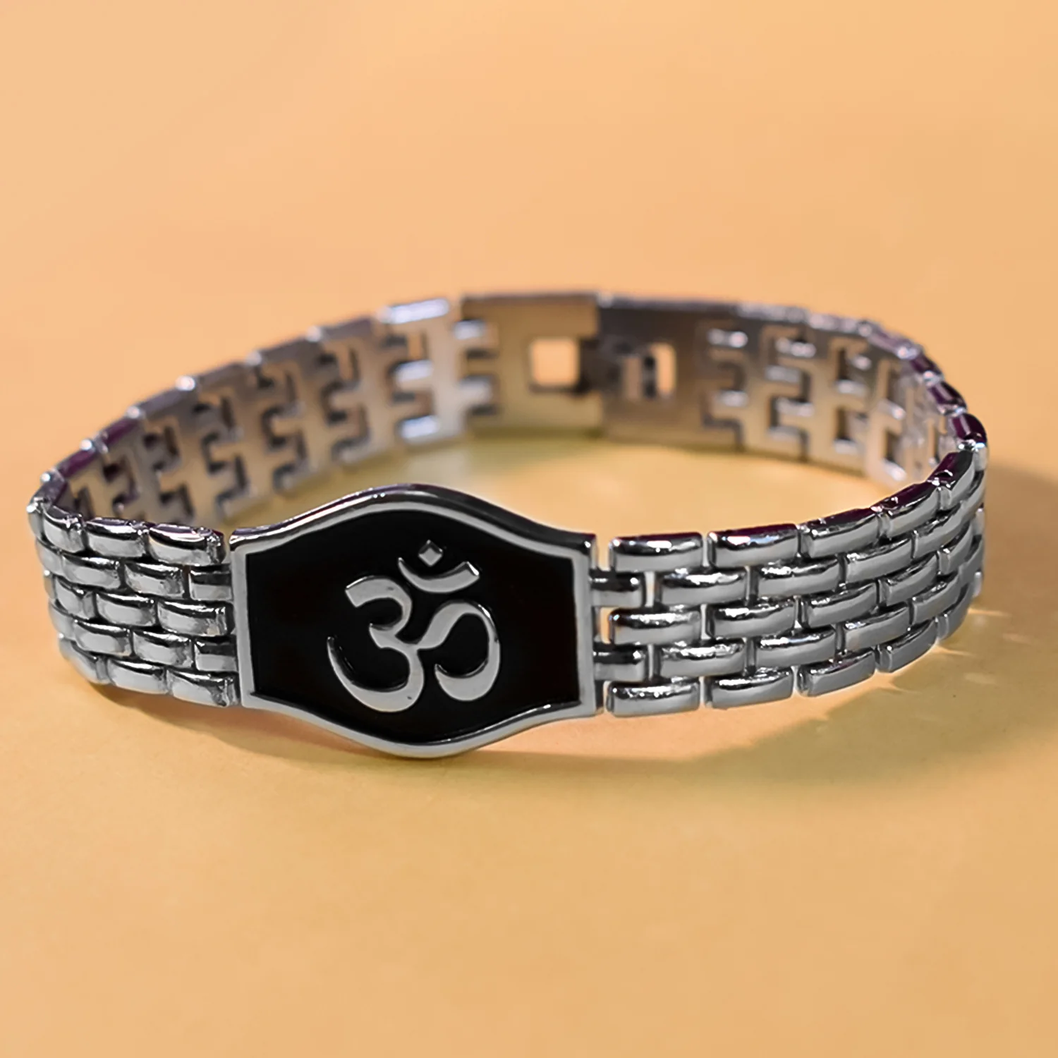 Om Symbol  Bracelet in Silver Tone - Image 5