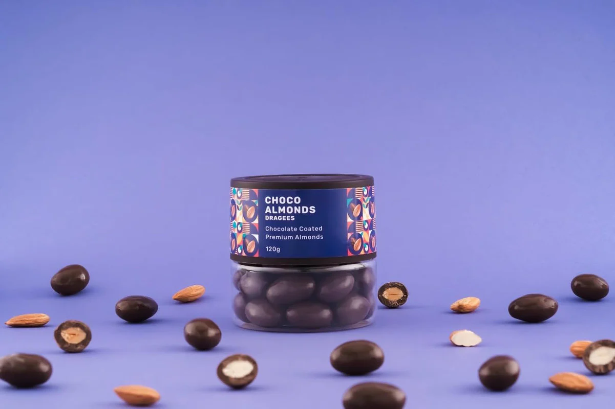 Oracle Nuts & Berry Choco Almonds Dragee Chocolate Coated Premium Almonds (120gm) - Image 4