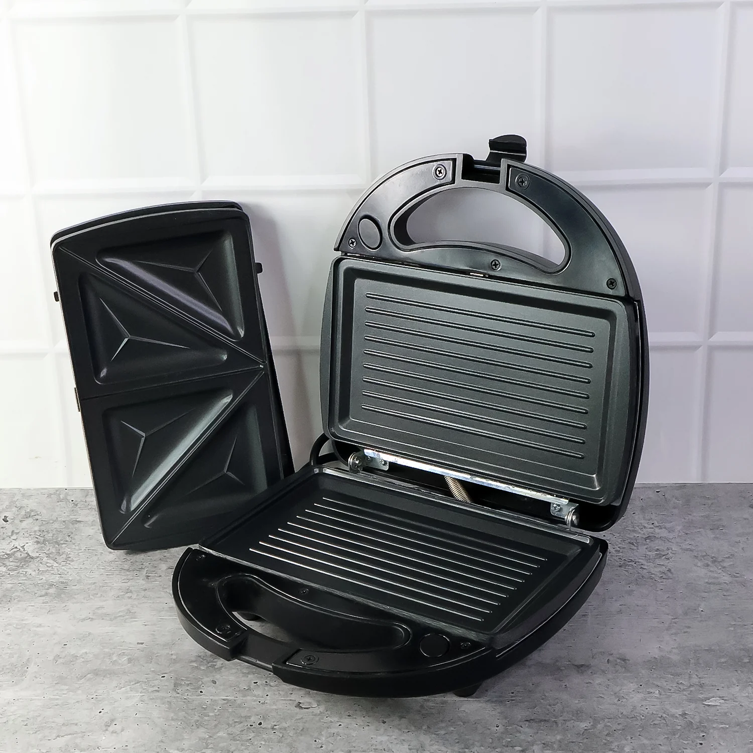 Orbit Sandwich Maker with Interchangeable Plates (800W / 1 Pc) - Image 3