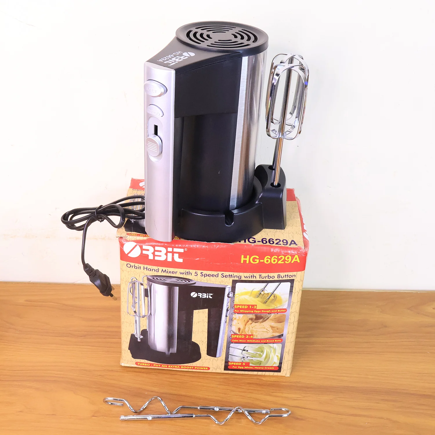 Orbit Stainless Steel Electric Hand Mixer - 450W - Image 7