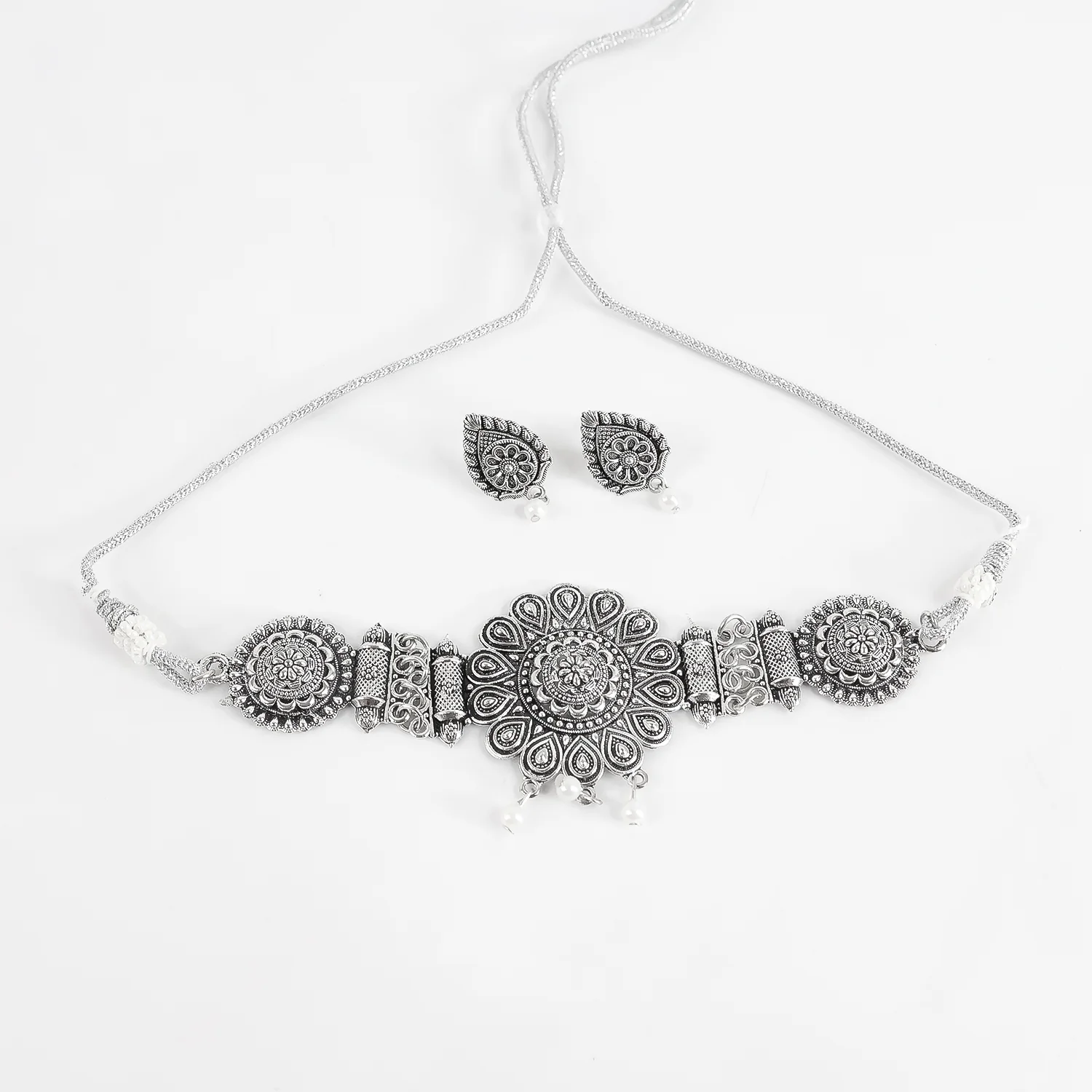 Oxidised Silver Choker With Matching Jhumas Earring For Women - Image 5