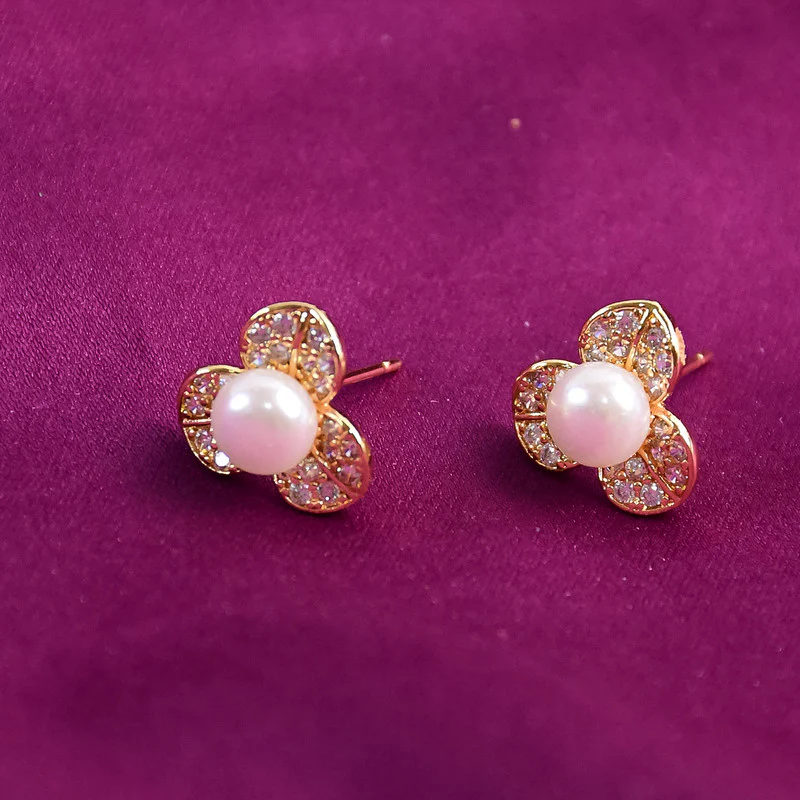 Pearl Center Clover Design Stud Earrings with Gold Finish for Women - Image 6