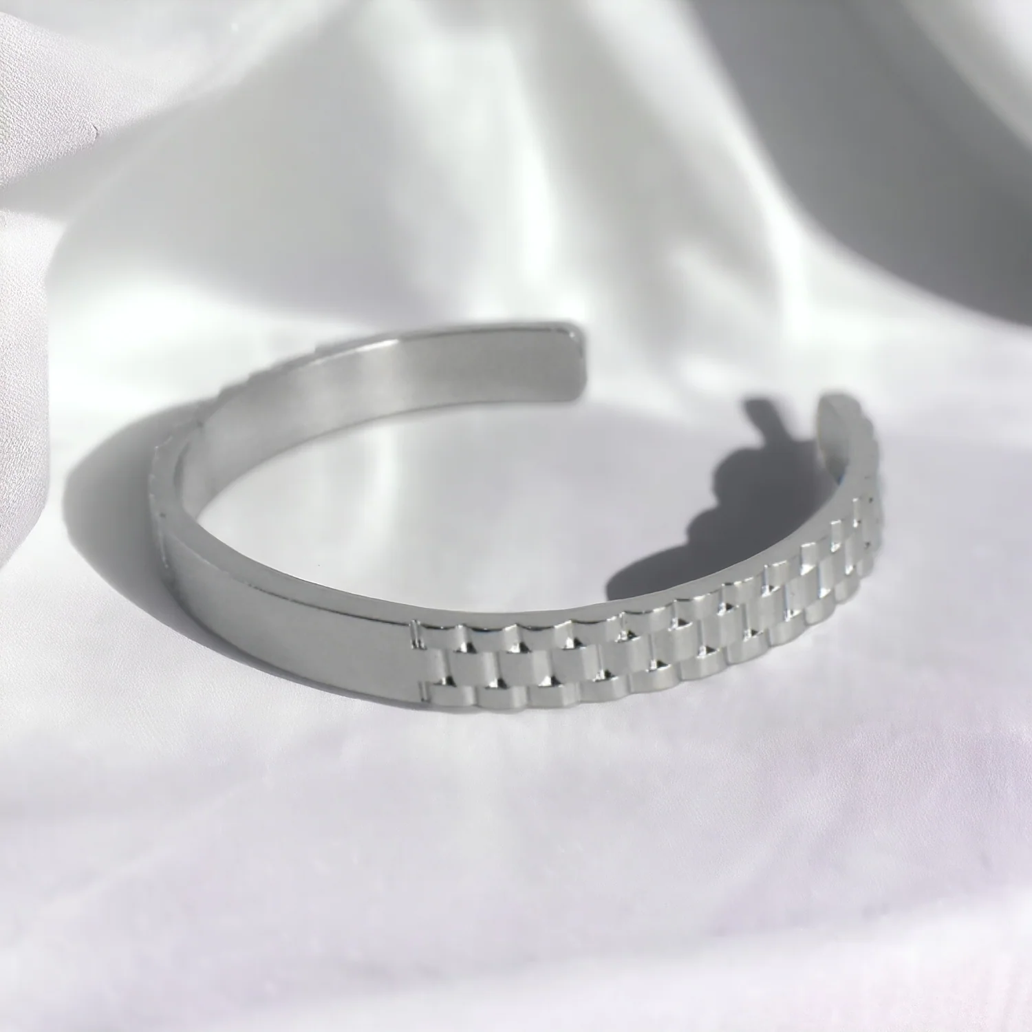 Personalized Hand Kada – Sophisticated, Durable, and Stylish - Image 2