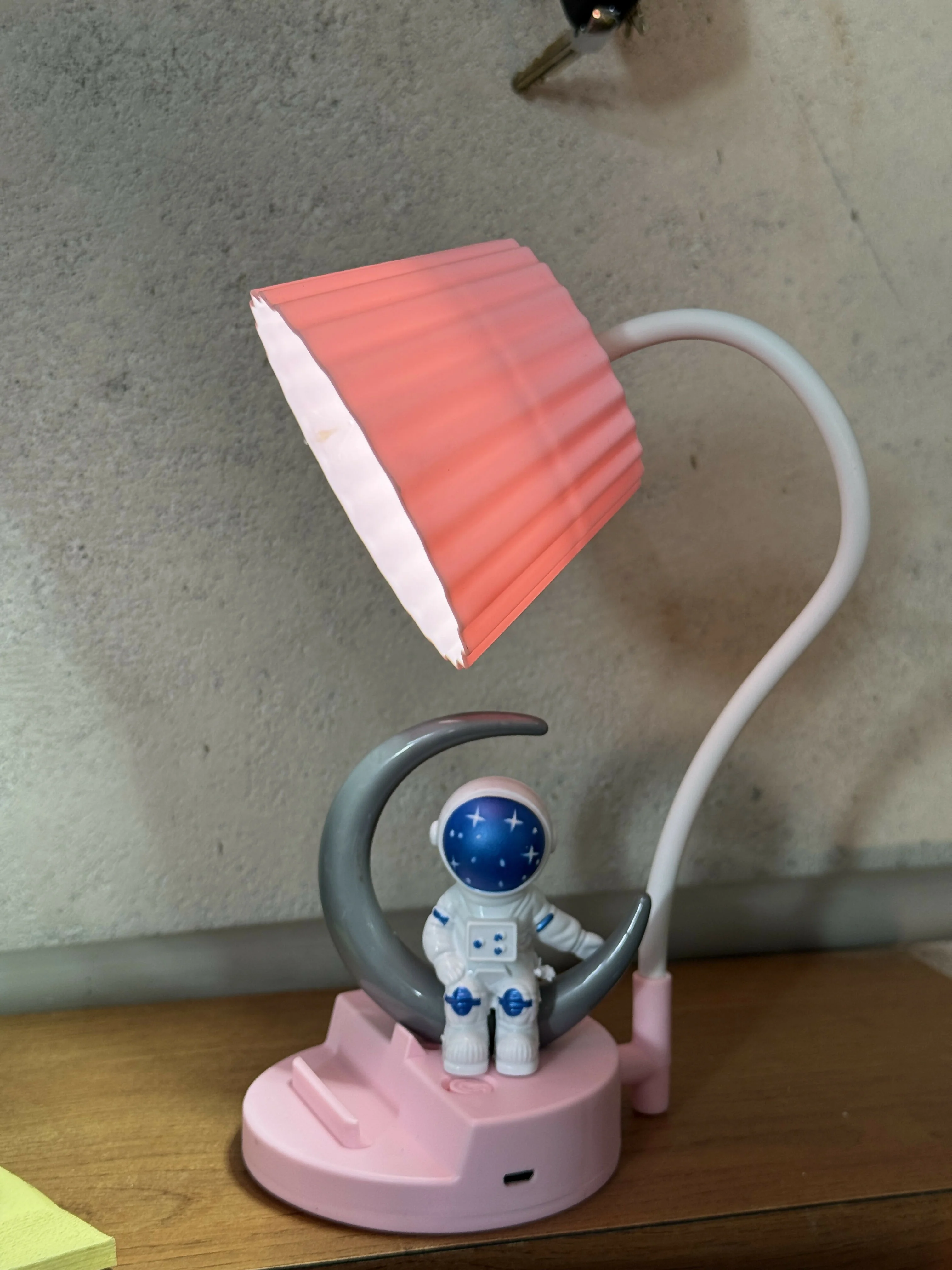 Pink Astronaut Moon LED Table Lamp, USB Rechargeable Kids Night Light - Image 6