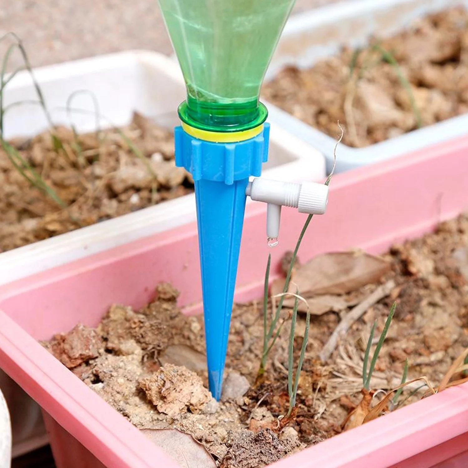 Adjustable Plant Watering Spikes with Slow Release Valve - Image 4