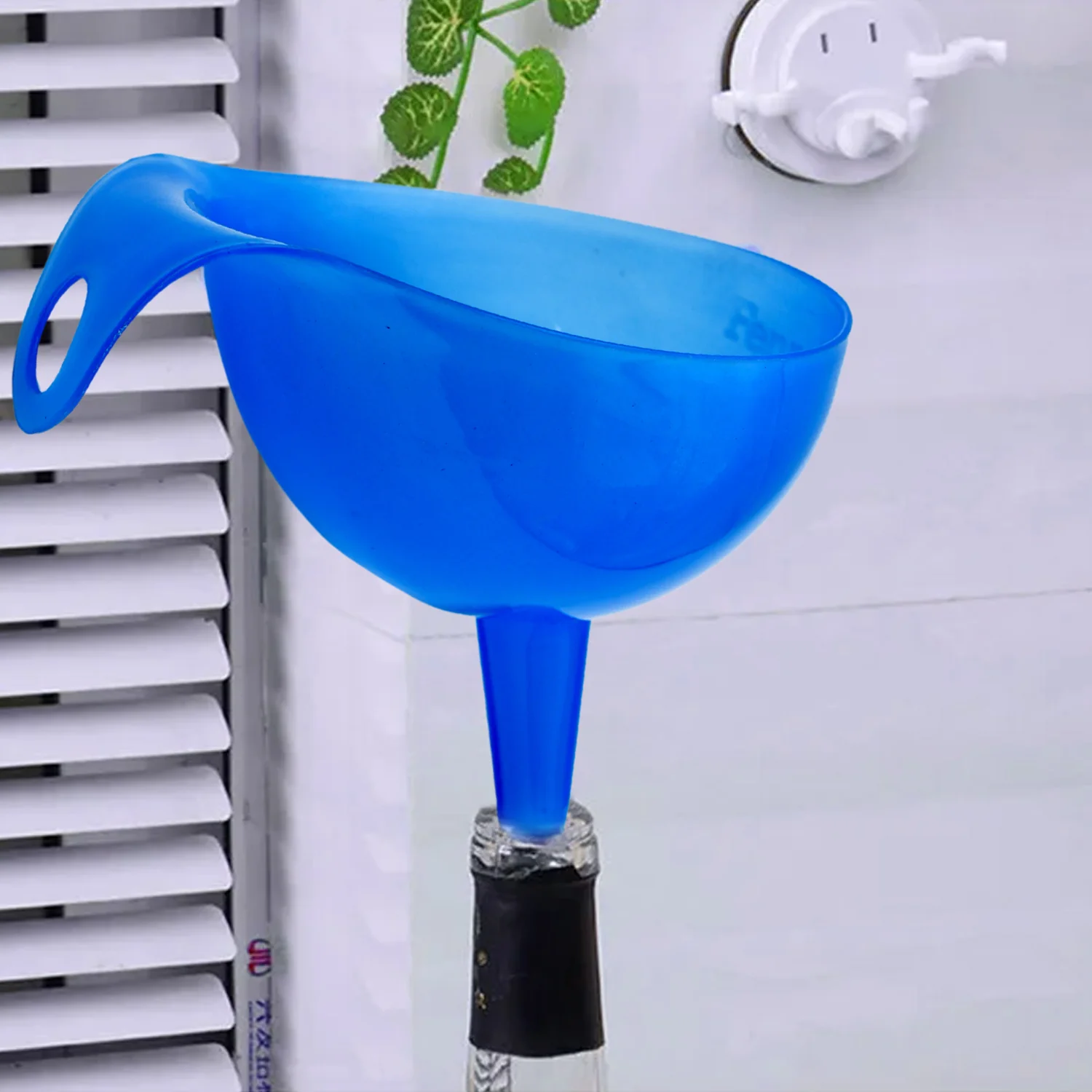 Plastic Funnel for Pouring Oil Sauce Water Juice Cooking Small Food Grains  1 Pc - Image 5