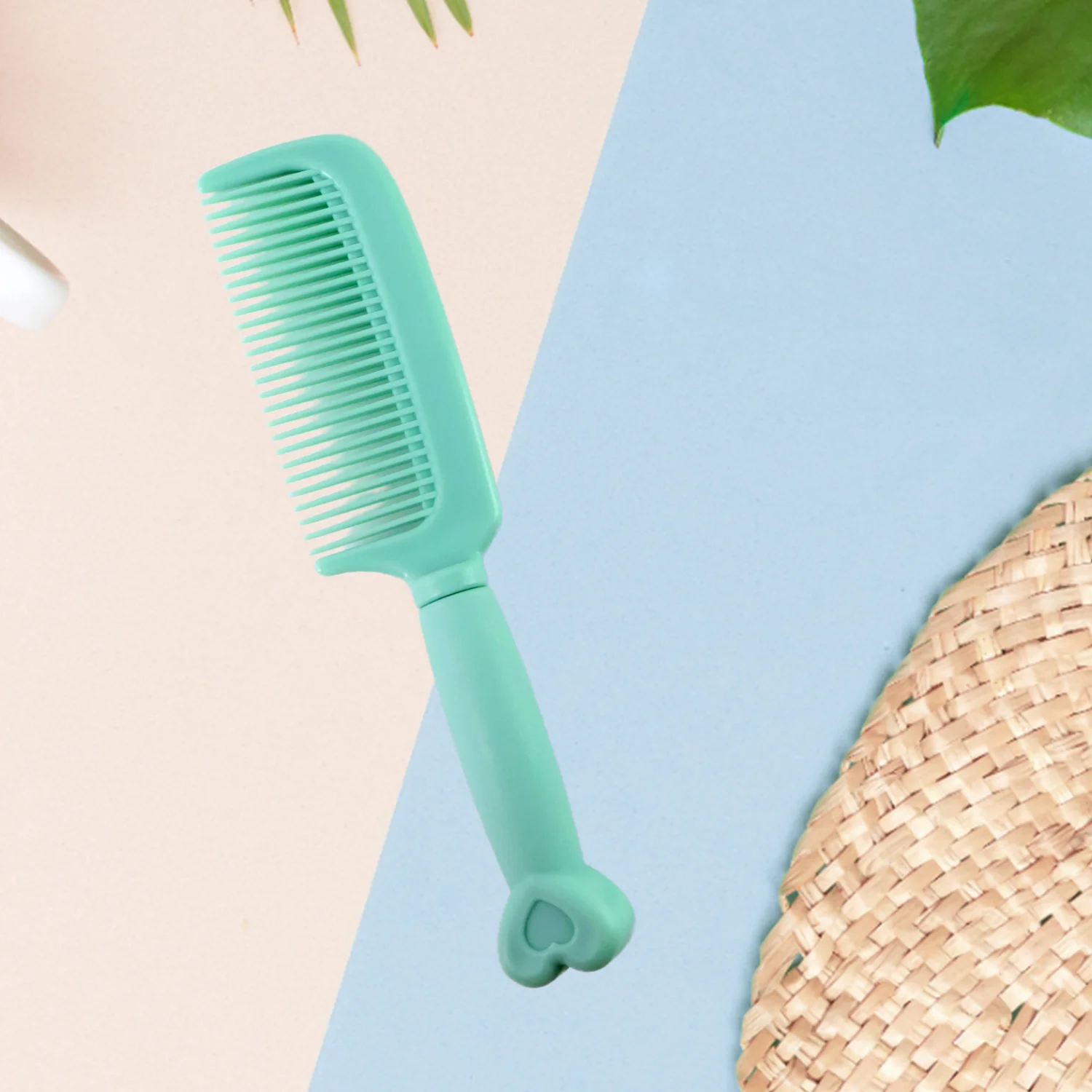 Plastic Hair Comb with Heart-Shaped Handle (1 Pc) - Image 4