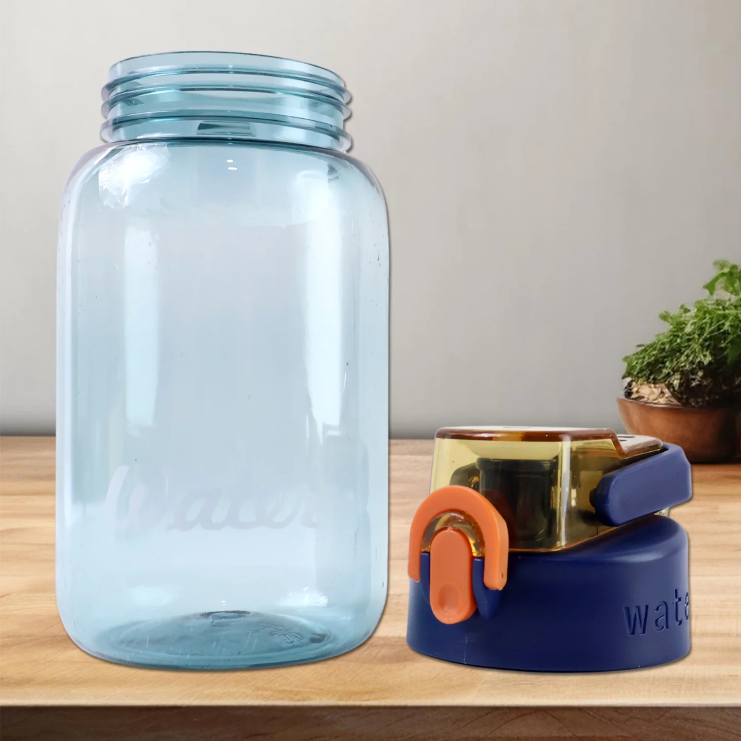 Plastic Leak-Proof Flip Cap & Safty Lock Water Bottle (600ml Approx / 1 Pc) - Image 4