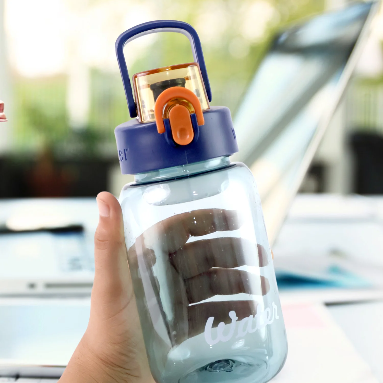 Plastic Leak-Proof Flip Cap & Safty Lock Water Bottle (600ml Approx / 1 Pc) - Image 6