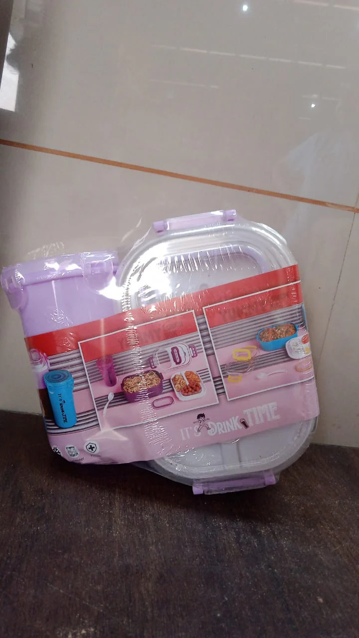 Plastic Lunch Box With Small Box, Bottle & Sponn for Kids Lunch Box (4 Pc Set) - Image 7