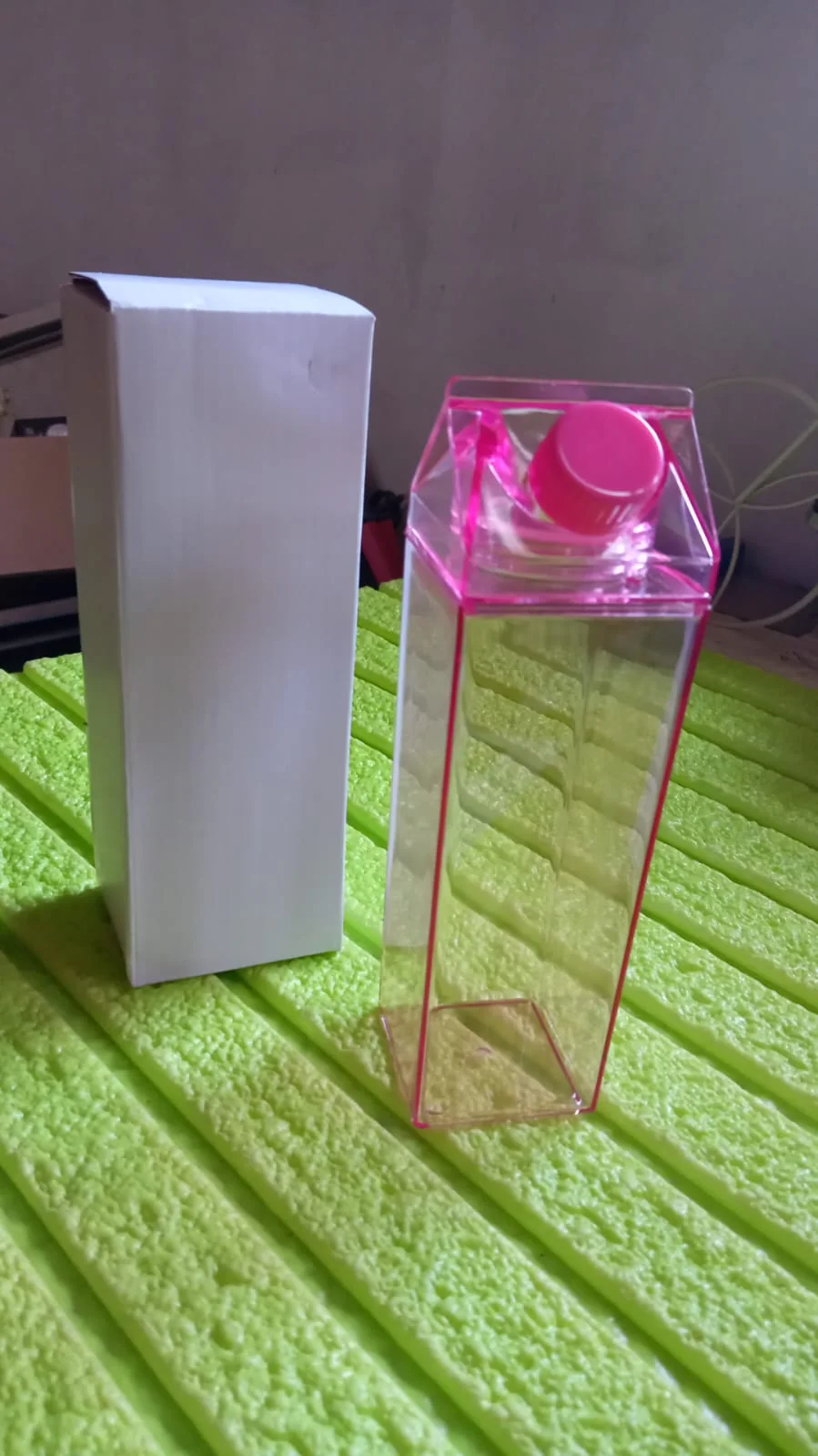 Plastic Milk Carton Colorful Clear Water Bottle, 17 Oz Portable Milk Box - Image 10