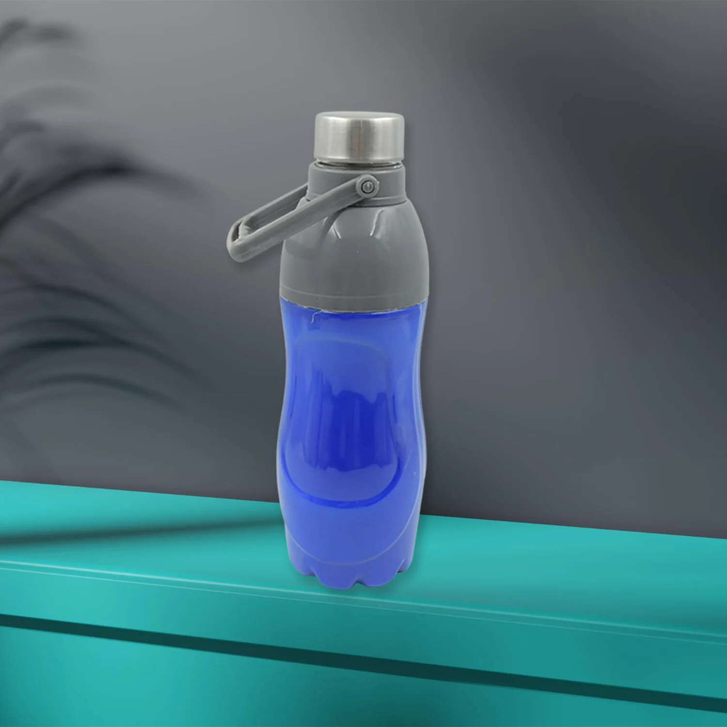 Plastic Sports Bottle (1.8L): Insulated, Leakproof, BPA-Free (Mix Color) - Image 3