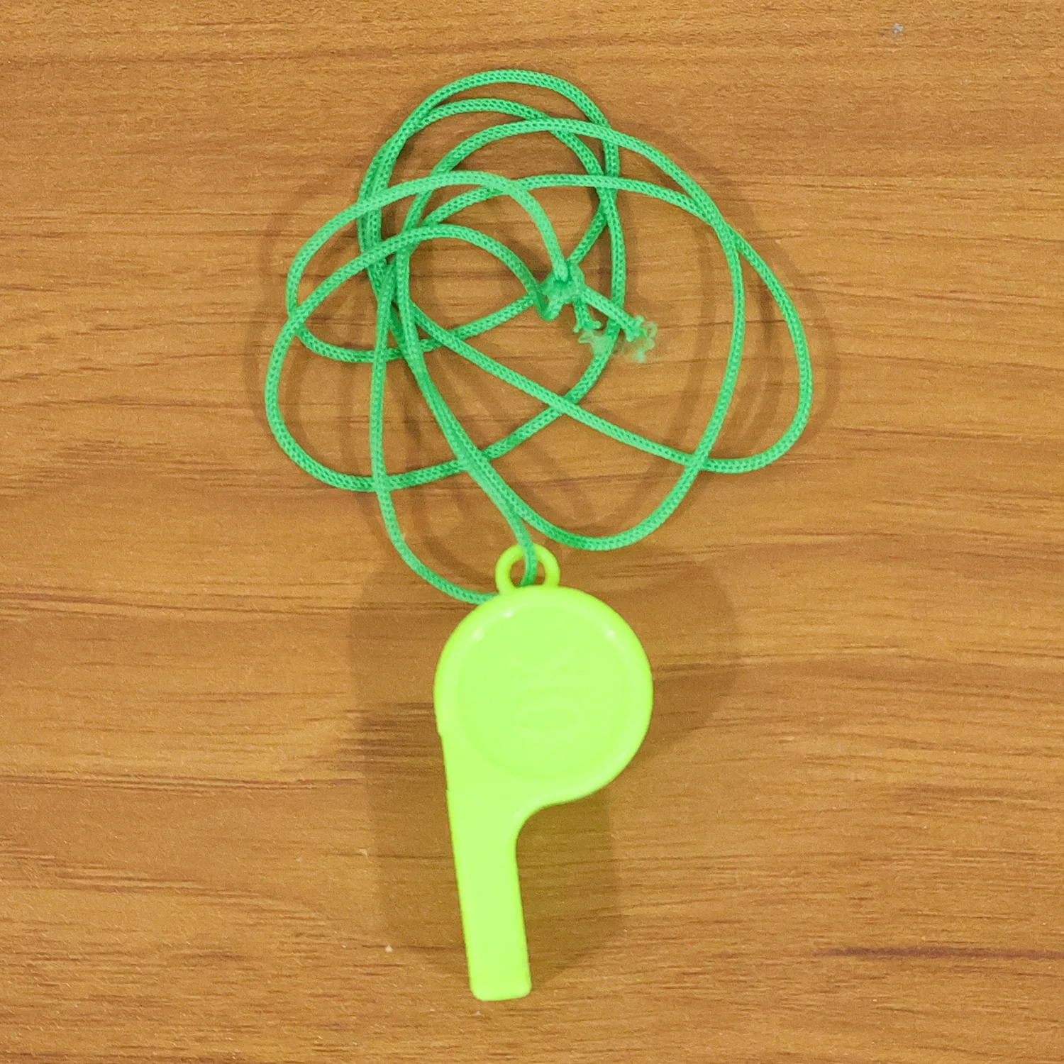Plastic Sports Whistle with Neck Lanyard Loud Safety Whistle (1 Pc, Mix Color) - Image 8