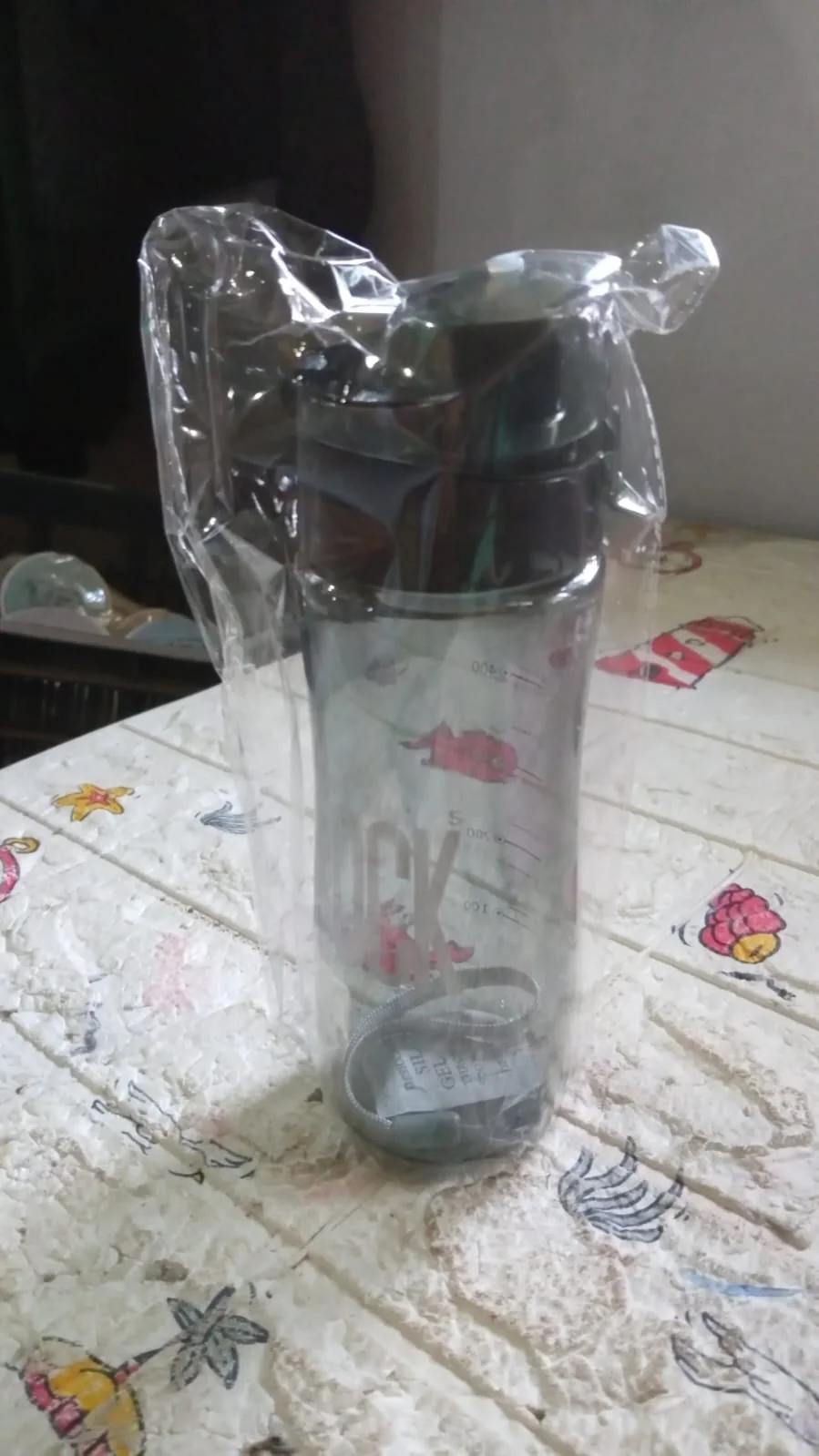 Plastic water bottle Outdoor Sport Bottle With Carry Case, leak proof BPA-free for travel cold and hot water Plastic water bottle with daily water intake for gym and children, Home, Travel, Office Use (1 pc ) - Image 9