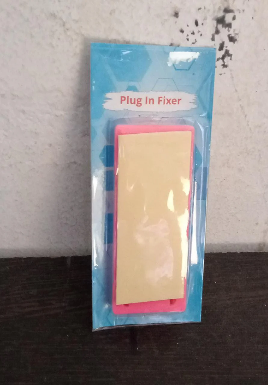 Self Adhesive No Hole Wall Mount, Reusable, Non Residue Plug Organizer - Image 7