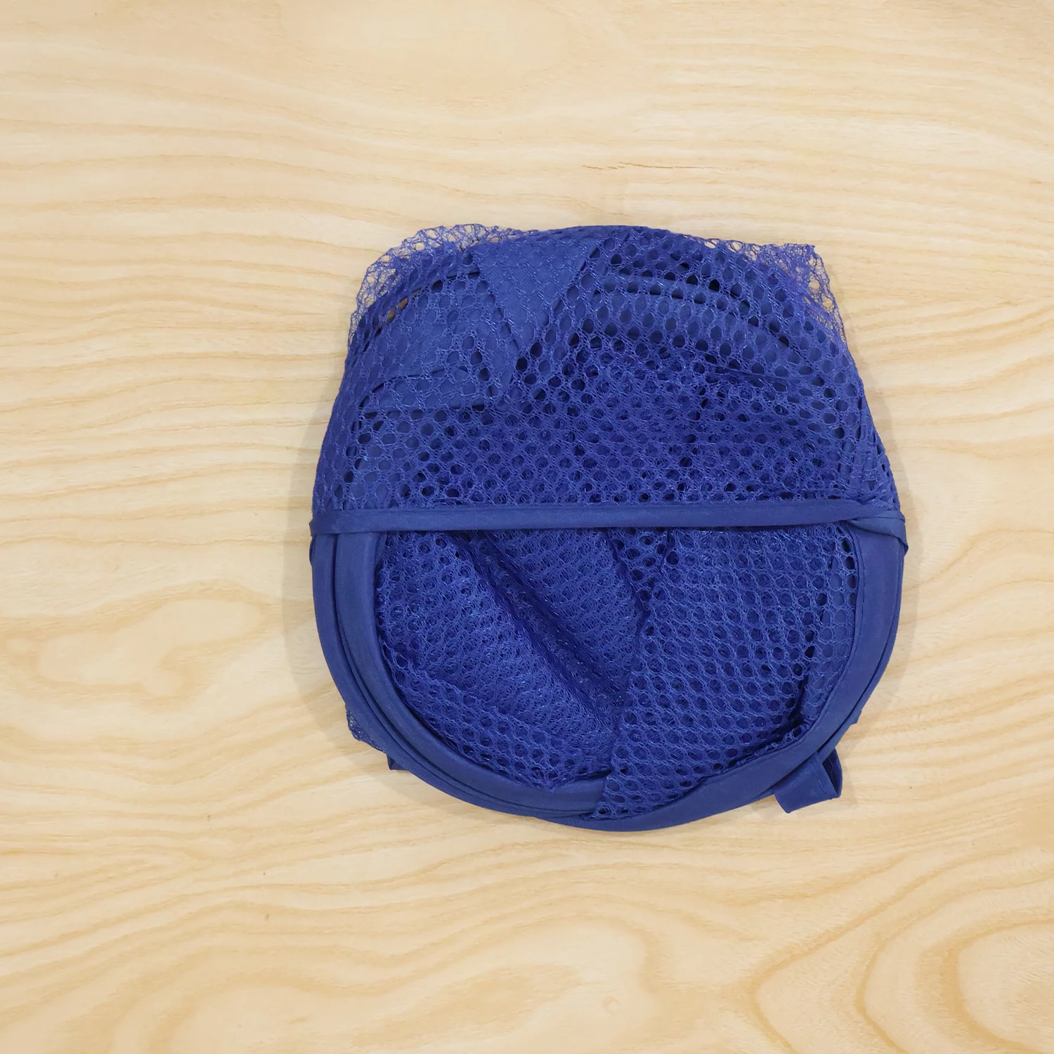 Pop Up Mesh Laundry Basket Lightweight Clothes Hamper (1 Pc,34x34x58cm) - Image 9