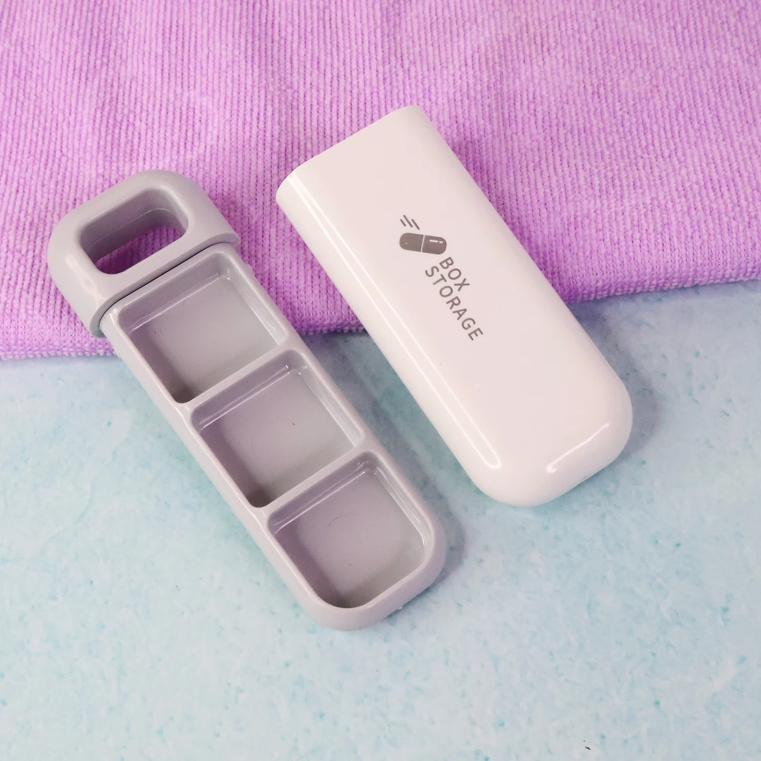 Portable 1 Pc Pill Storage Box with 3 Compartments - Image 3