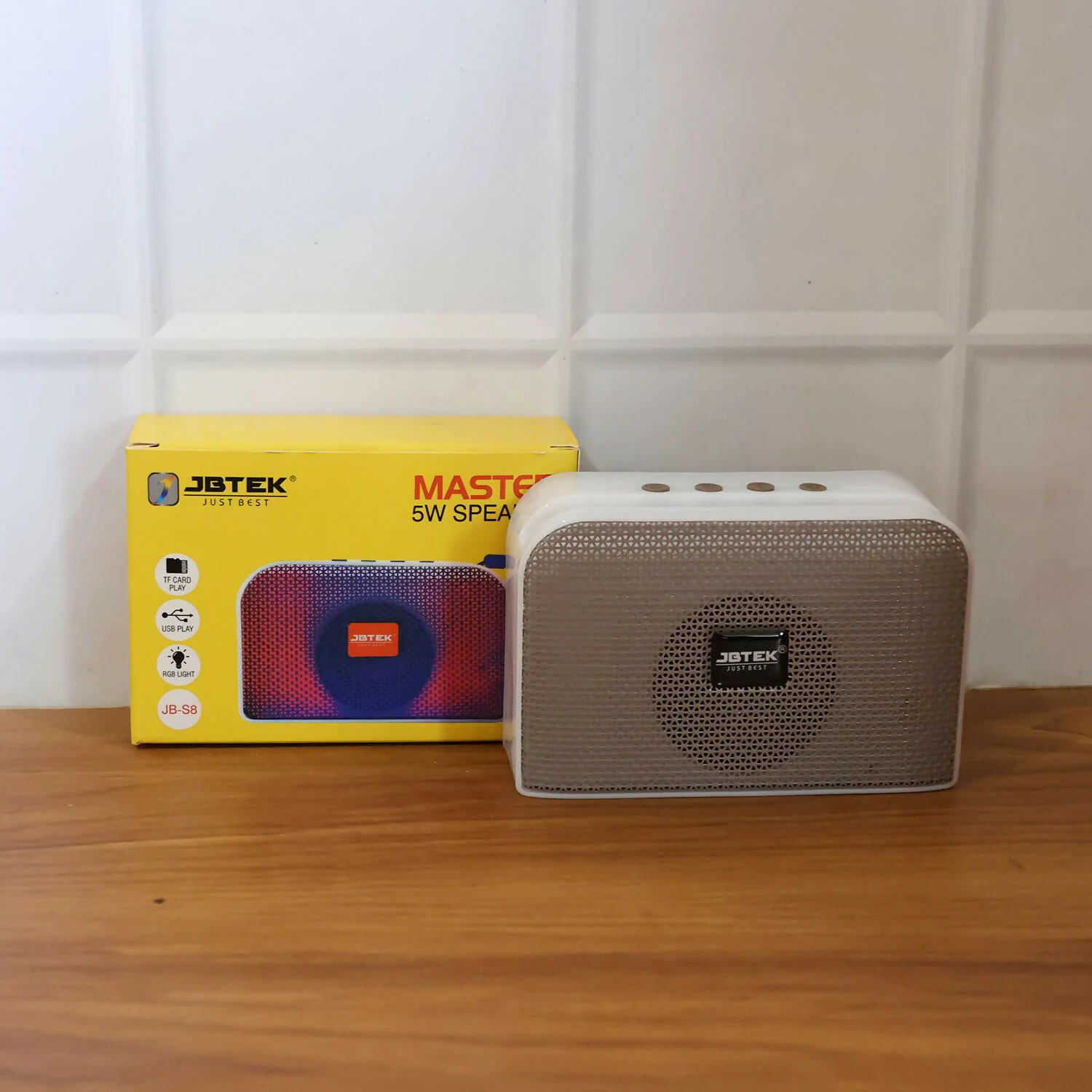 Portable Bluetooth Speaker with RGB LED Light USB TF FM AUX Support (Mix Color) - Image 6