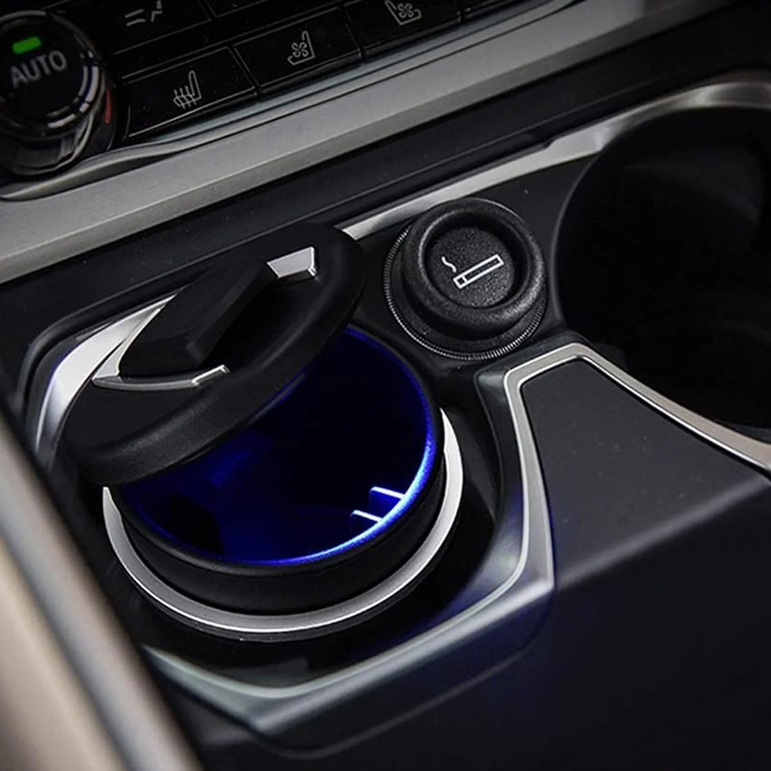 Portable Car Ashtray with Lid and Blue LED Light (1 Pc) - Image 5