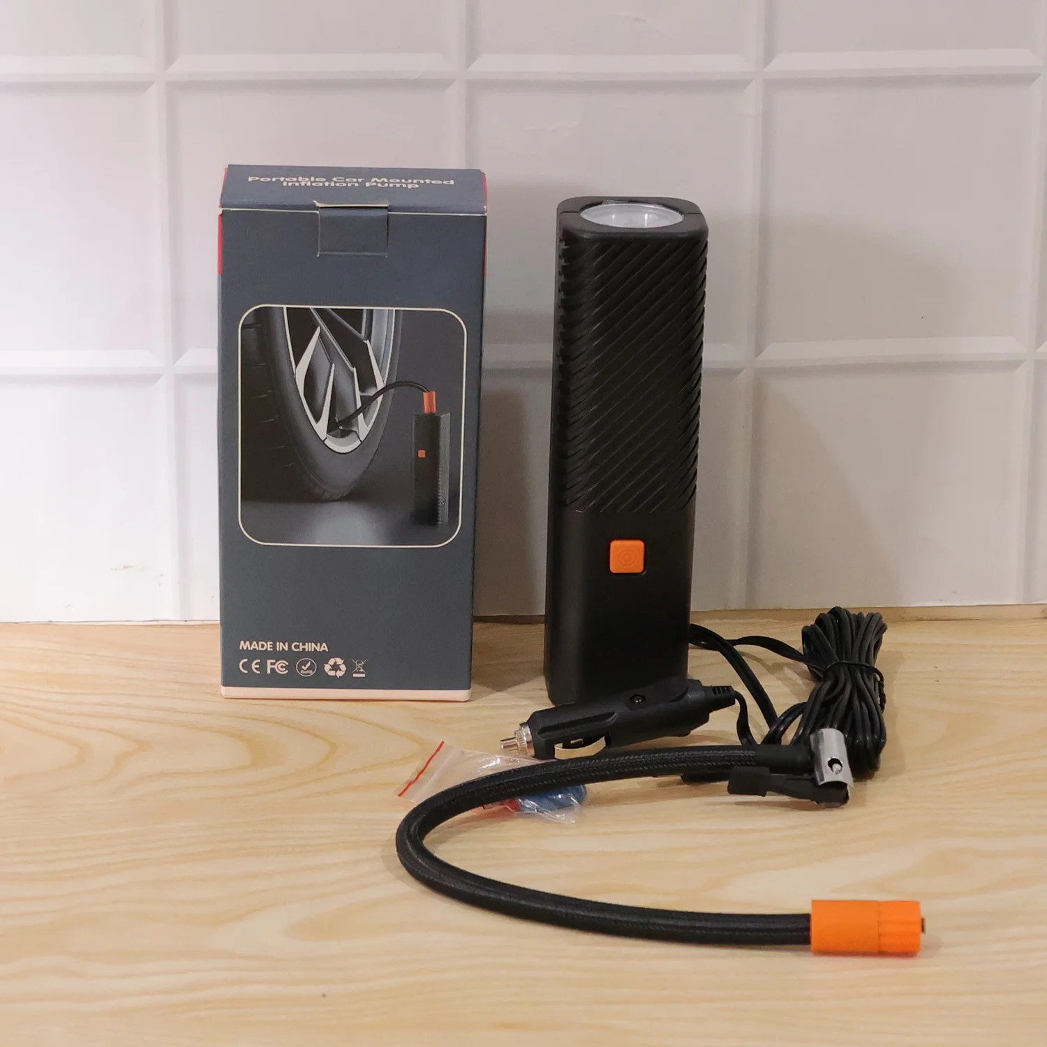 Portable Car Mounted Tyre Inflator Air Pump (1 Set) - Image 7
