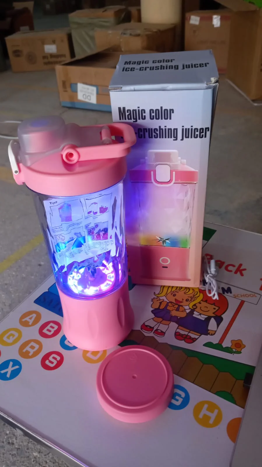 Eletric Crusher Juicer With Multicolor Light, 8 Blades (600 ML / Multicolor) - Image 9