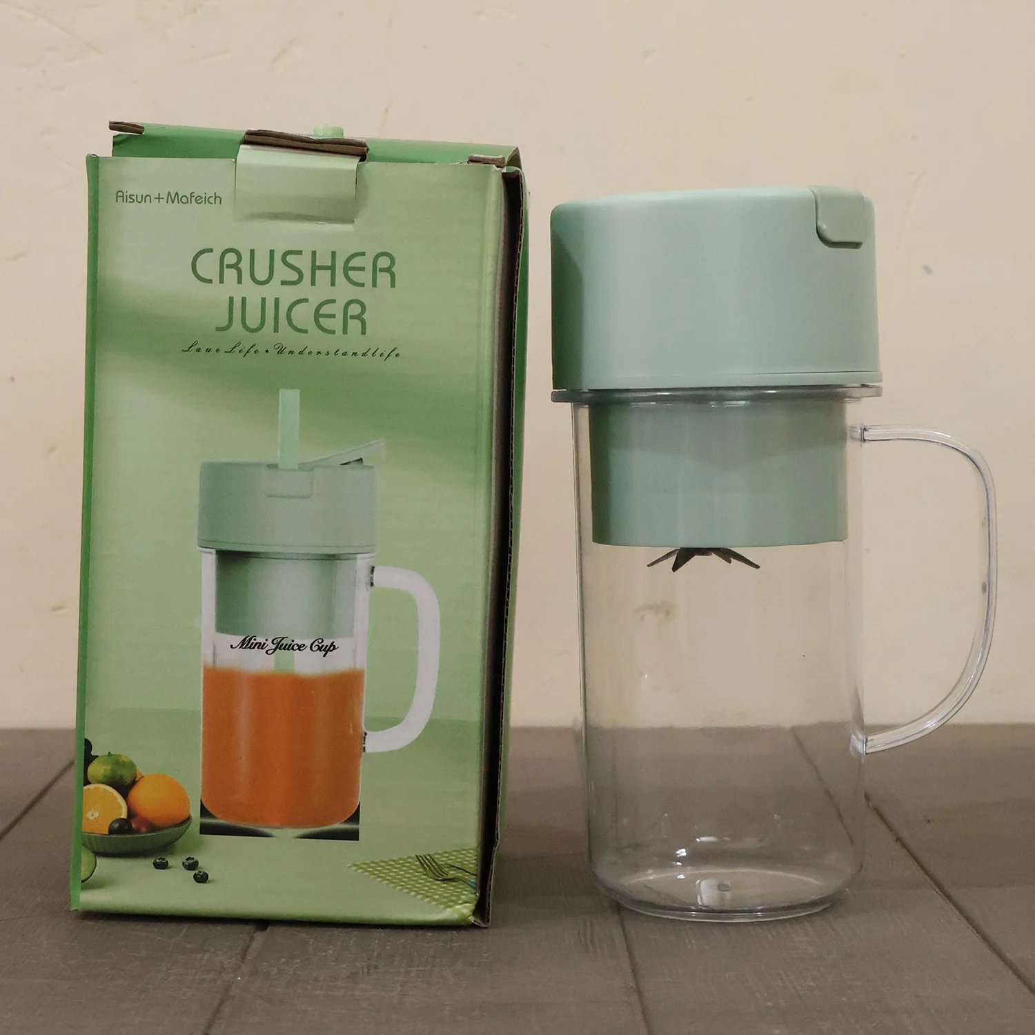 Portable Electric Juicer Mixer Grinder with Handle (1 Pc, 340 ML) - Image 9