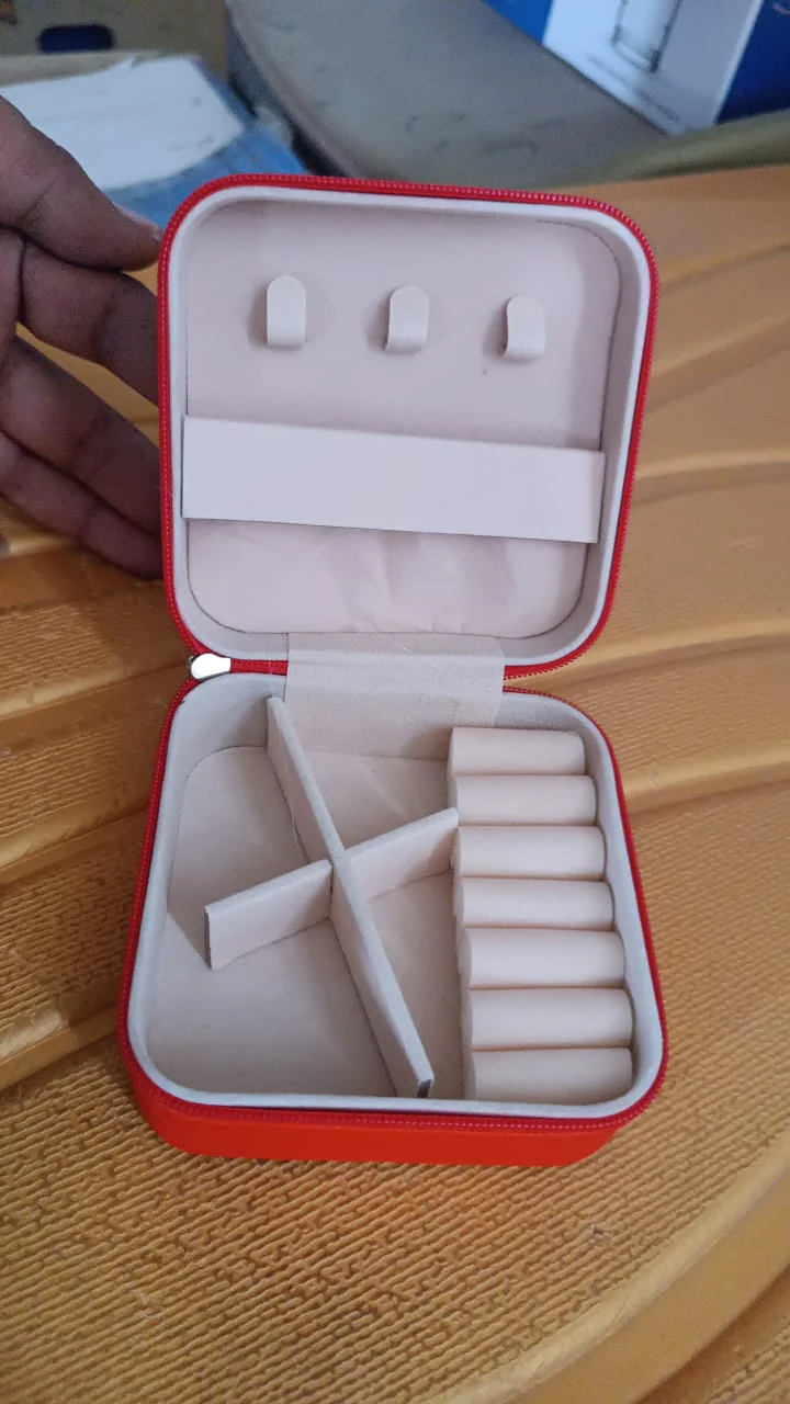 Portable Jewelry Storage Organizer Box (1 Pc) - Image 8