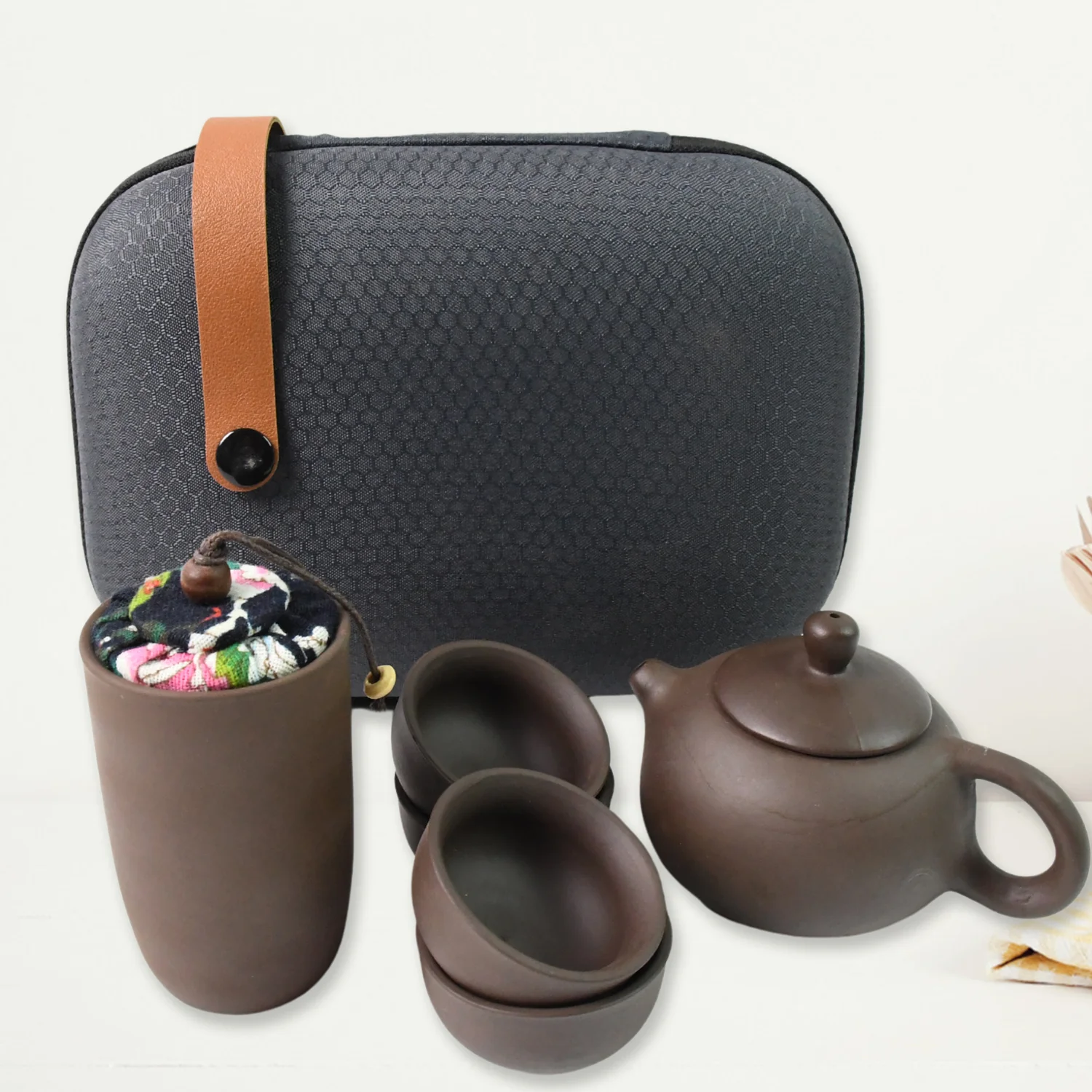 Portable Kung Fu Tea set with a portable travel bag (set of 6pcs) - Image 3