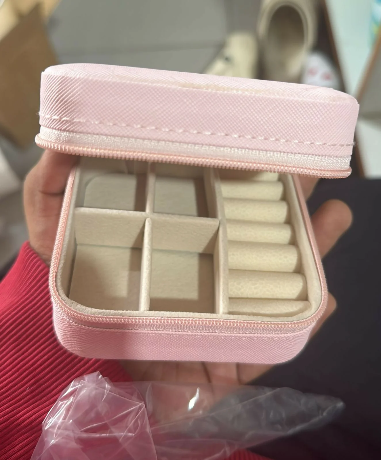 Portable Travel Jewelry Box for Women | Compact Organizer with Compartments - Image 6