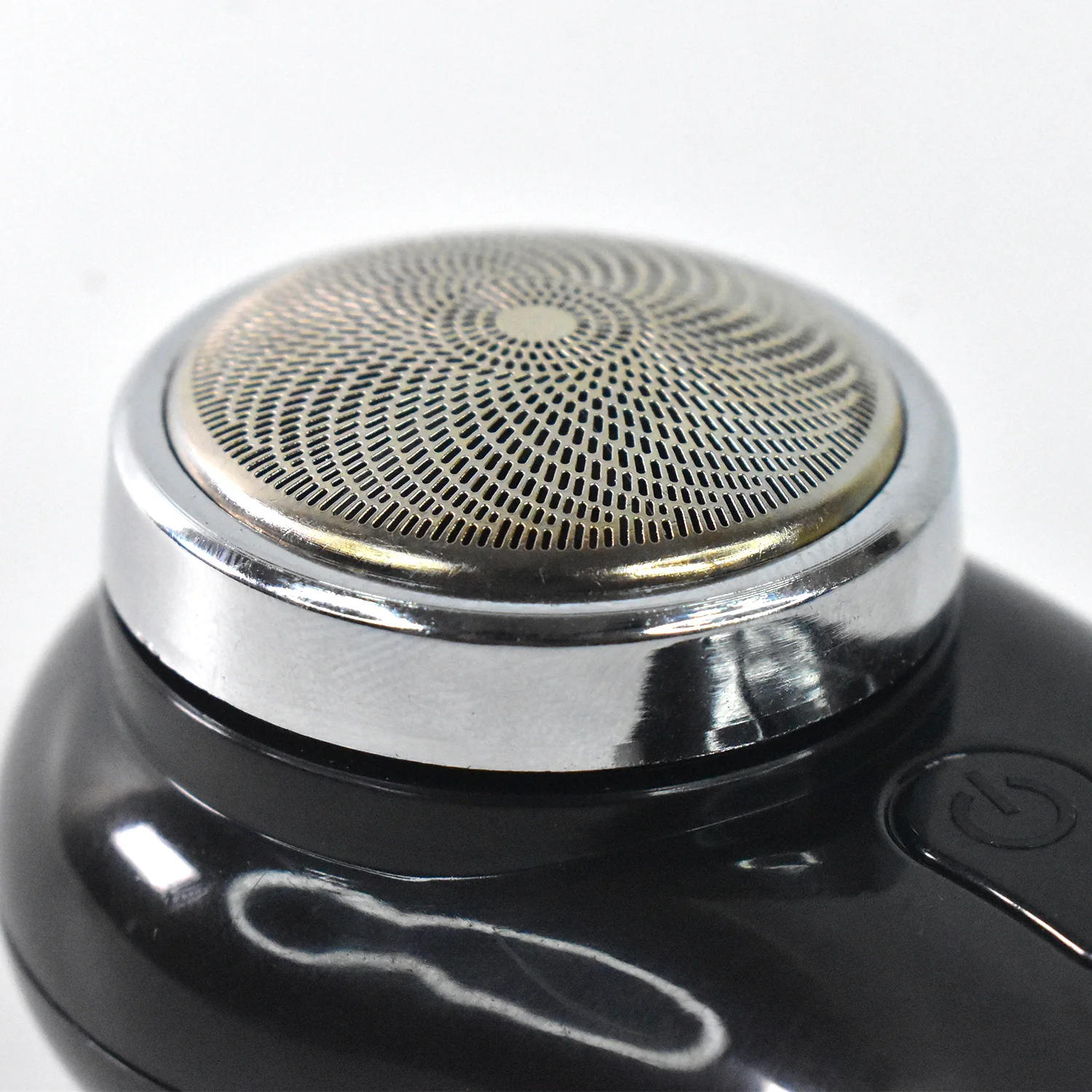 Powerful Trimming, Portable Electric Shaver / Clipper (1 Pc) - Image 5