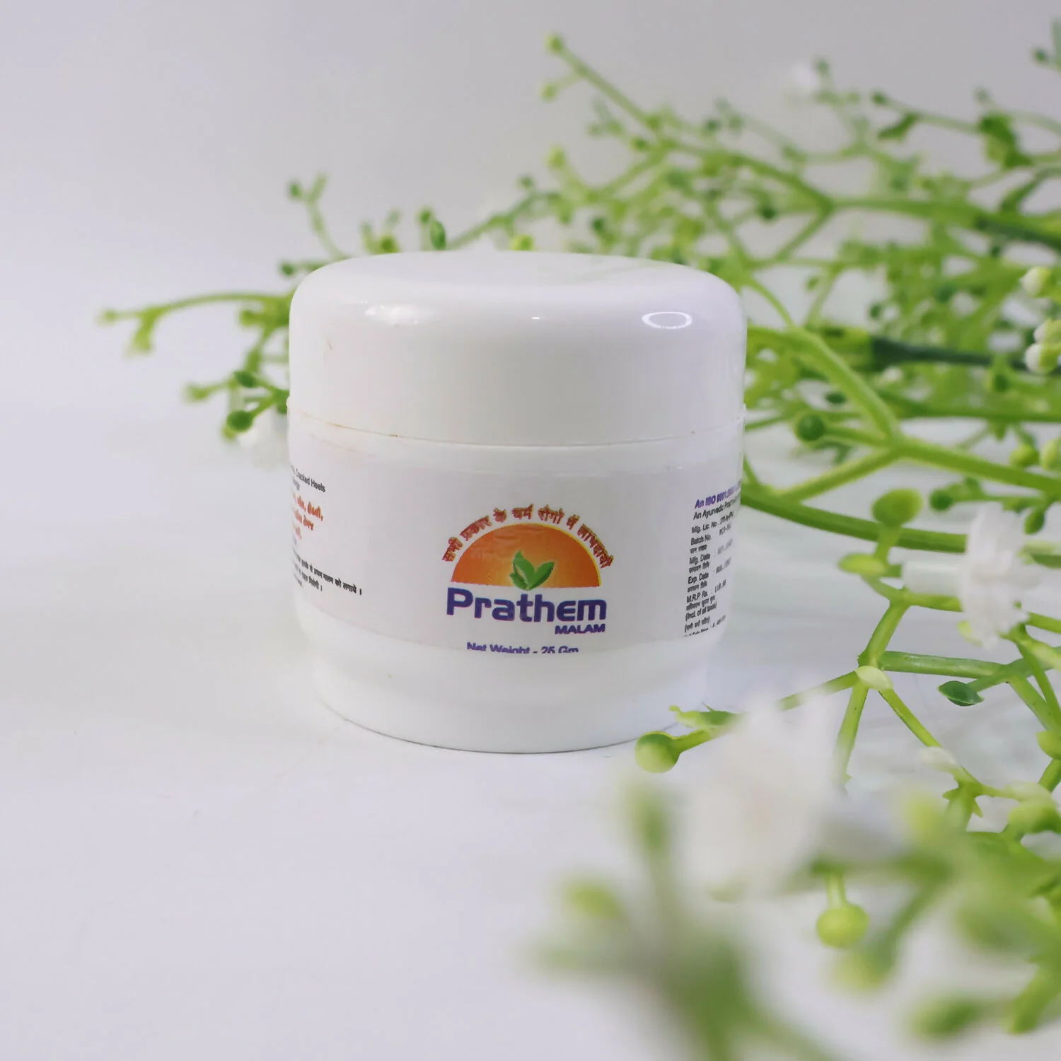 Prathem Malam Ayurvedic Herbal Skin Care Ointment for Fungal Infection, Ringworm & Skin Irritation (25 Gm) - Image 3