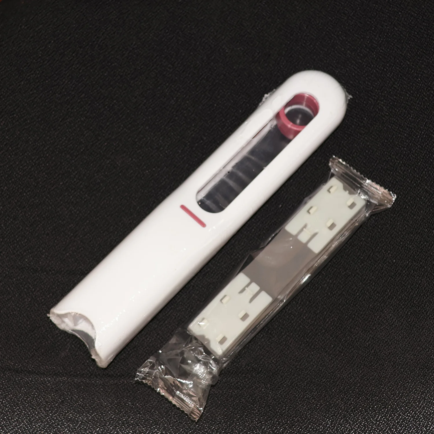 Premium 2-in-1 Window & Car Windshield Wiper - (1 Pc) - Image 11