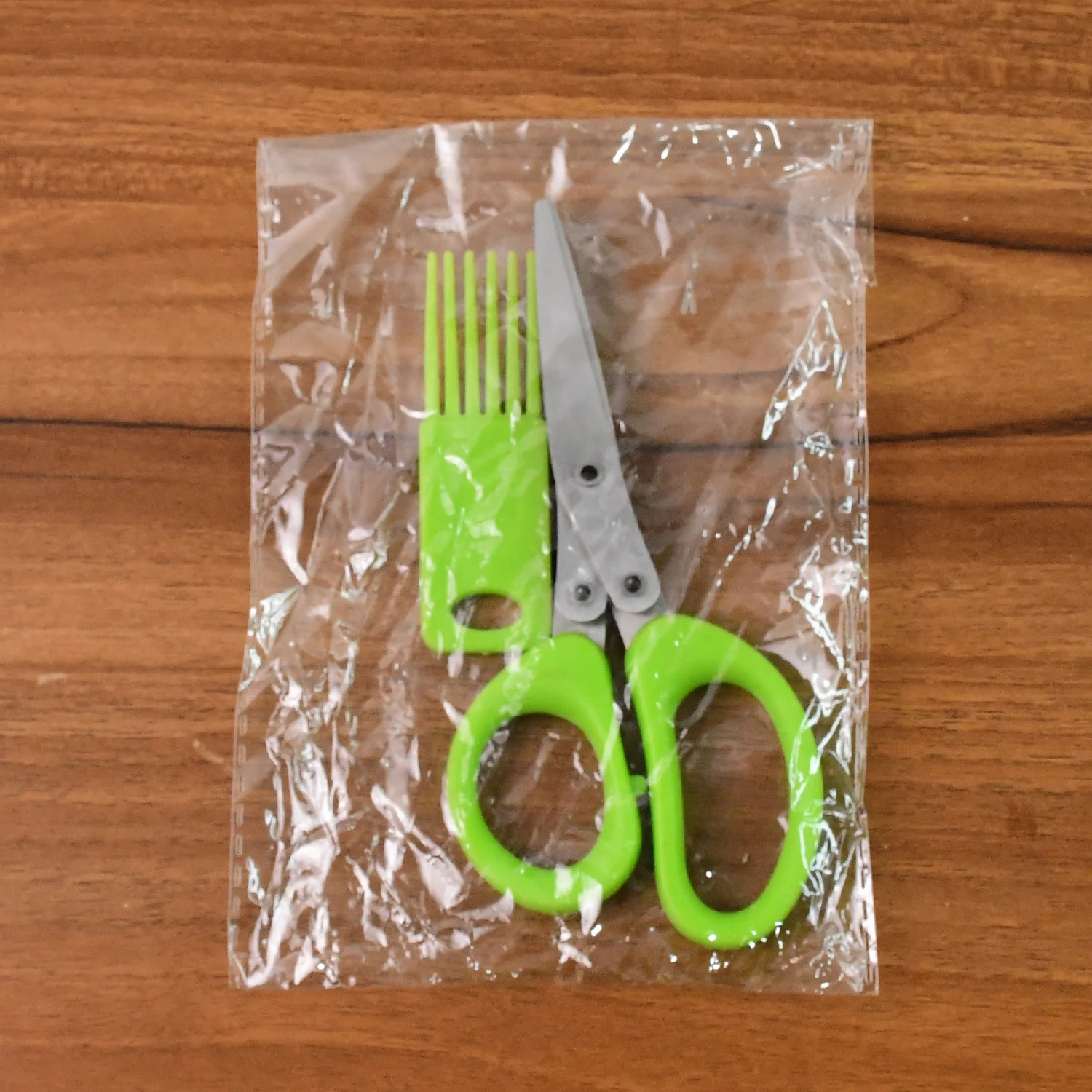 Premium 3-Blade Multipurpose Kitchen Scissors with Cleaning Comb - Image 9