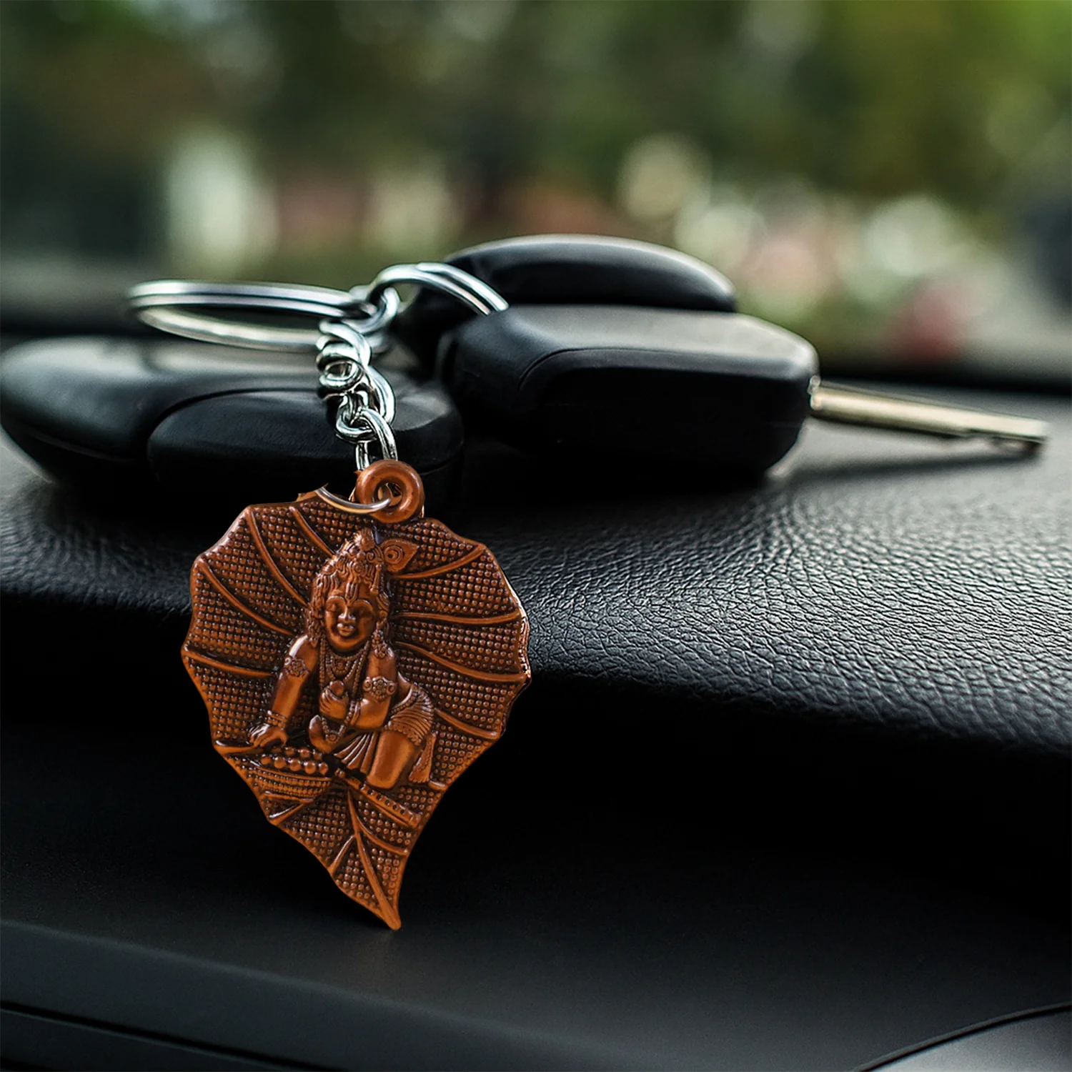 Premium Antique-Finish Metal Keychain (1 Pc) - Image 3