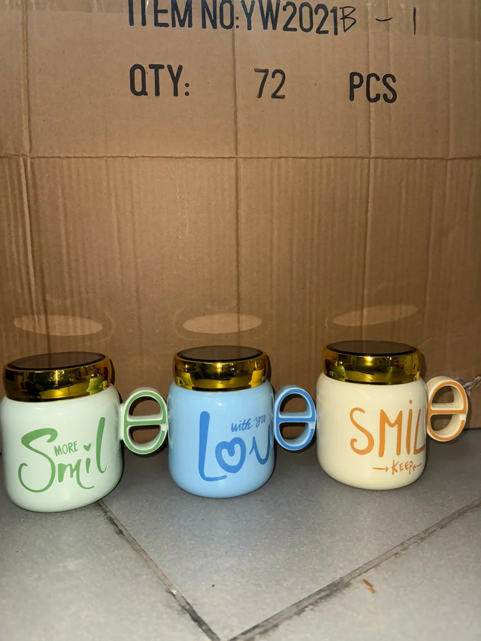 Premium Ceramic Coffee Mug with Golden Lid & Stylish Handle – Insulated Drinkware Cup for Tea, Coffee, Milk & Office Use | Leak-Resistant Lid | Cute Printed Design | Ideal Gift for Birthday, Couples, Friends & Home Décor (Pack of 1) - Image 4