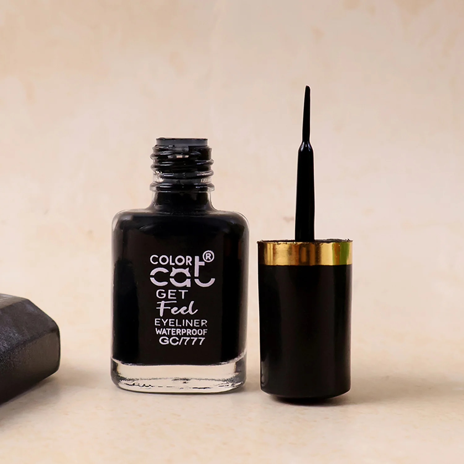 Premium Color Cat Get Feel Waterproof Eyeliner (8 ML / 1 Pc) - Image 6
