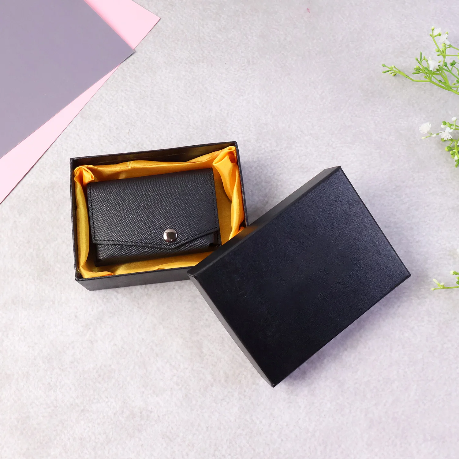 Premium Compact Multi-Card Wallet with Secure Snap Closure - Image 7