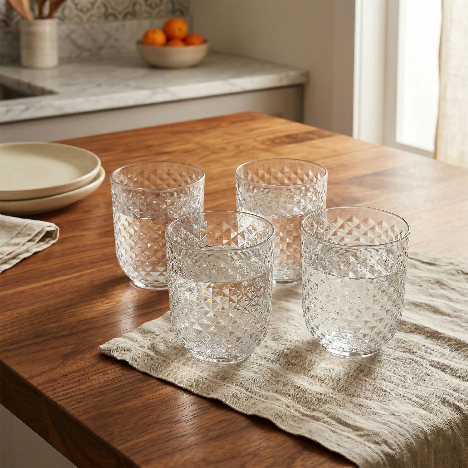 Premium Diamond Textured Plastic Glass Set Crystal Clear Tumblers for Drinks (4 Pc) - Image 4