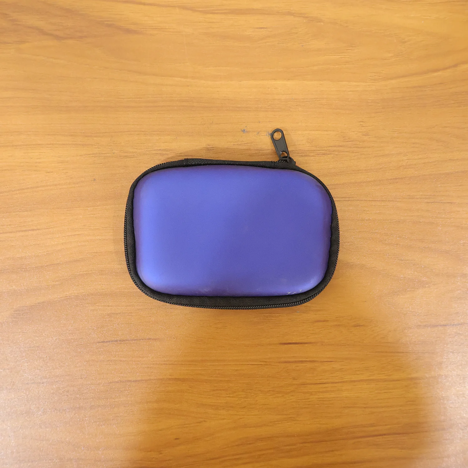 Portable Zipper Carry Case for Earbuds, Charging Cables & Small Accessories - Image 9