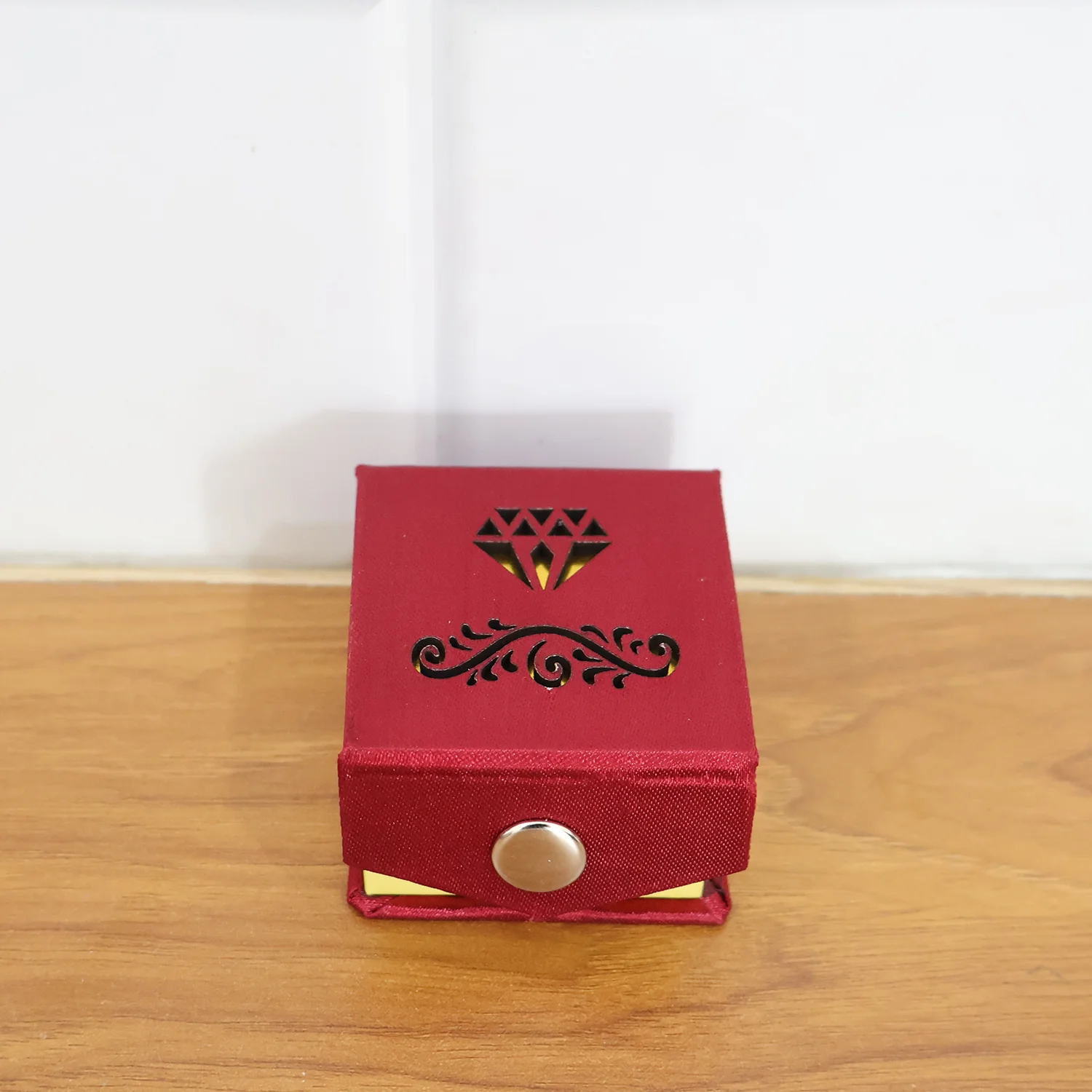 Premium Elegant Ring Gift Box with Soft Velvet Cushion - Image 9