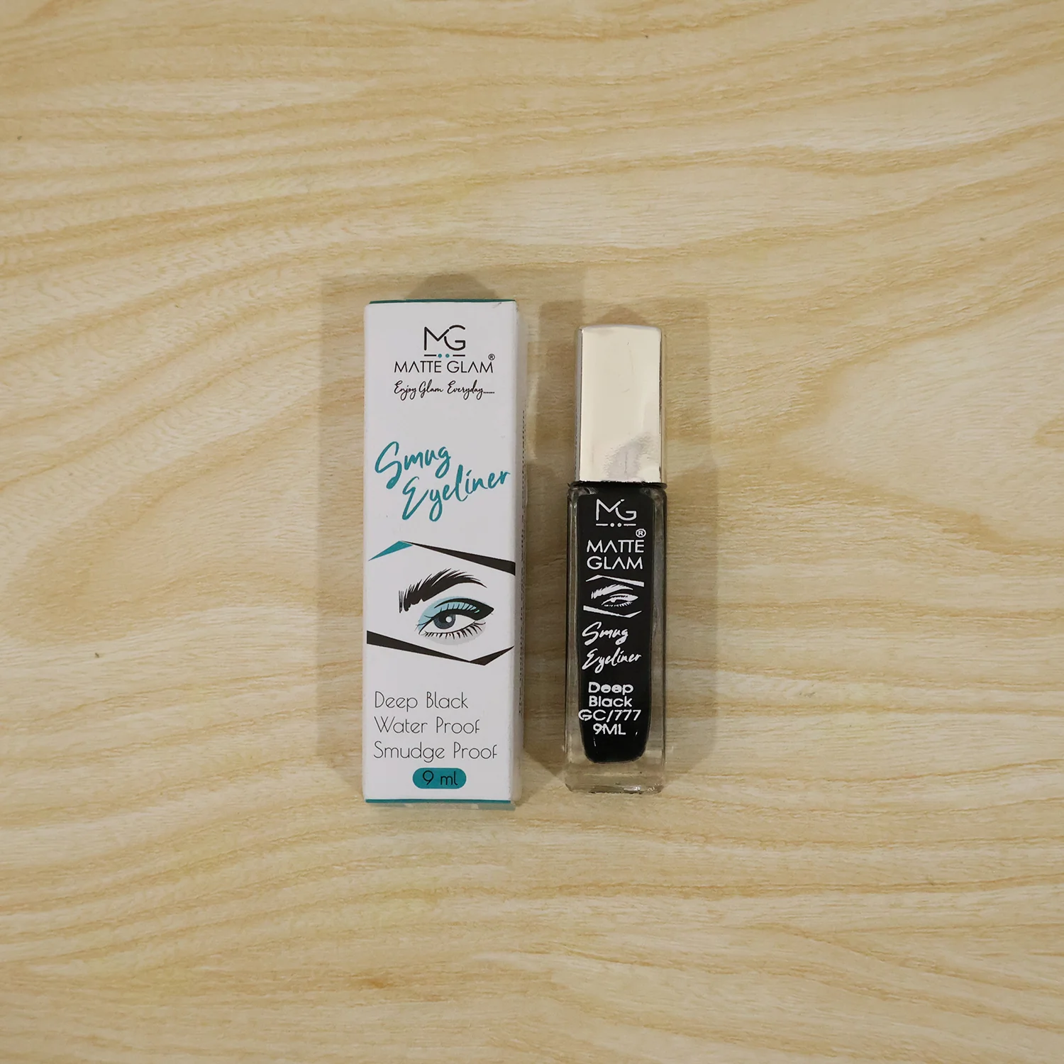 Matte Glam Smudge Proof Deep Black Eyeliner (1 Pc, 9 ML) - Image 9